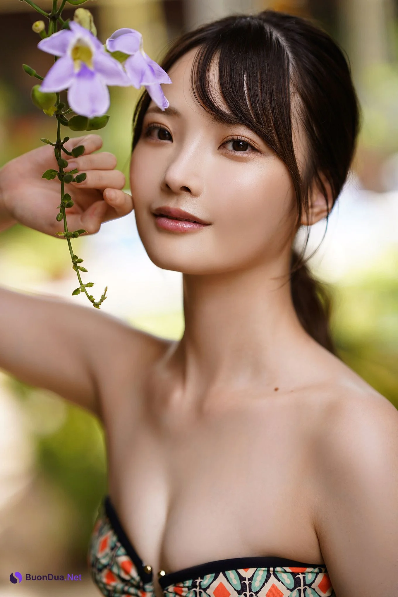 Himeka Araya 新谷姫加, 漫画アクションデジタル写真集 「Garden」 Set.01 - Photo 2