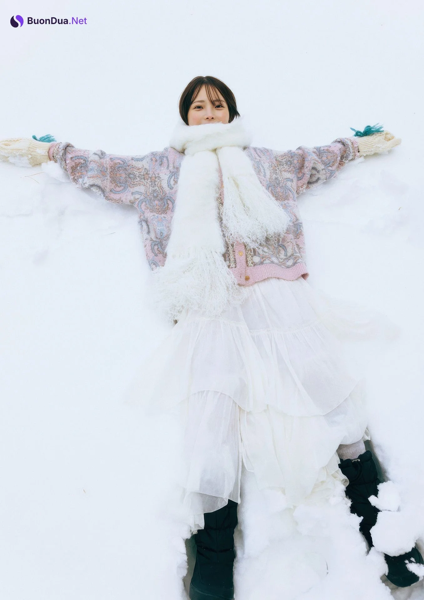Himeka Araya 新谷姫加, ファースト写真集 「ひめかわいい。」 Set.05 - Photo 14