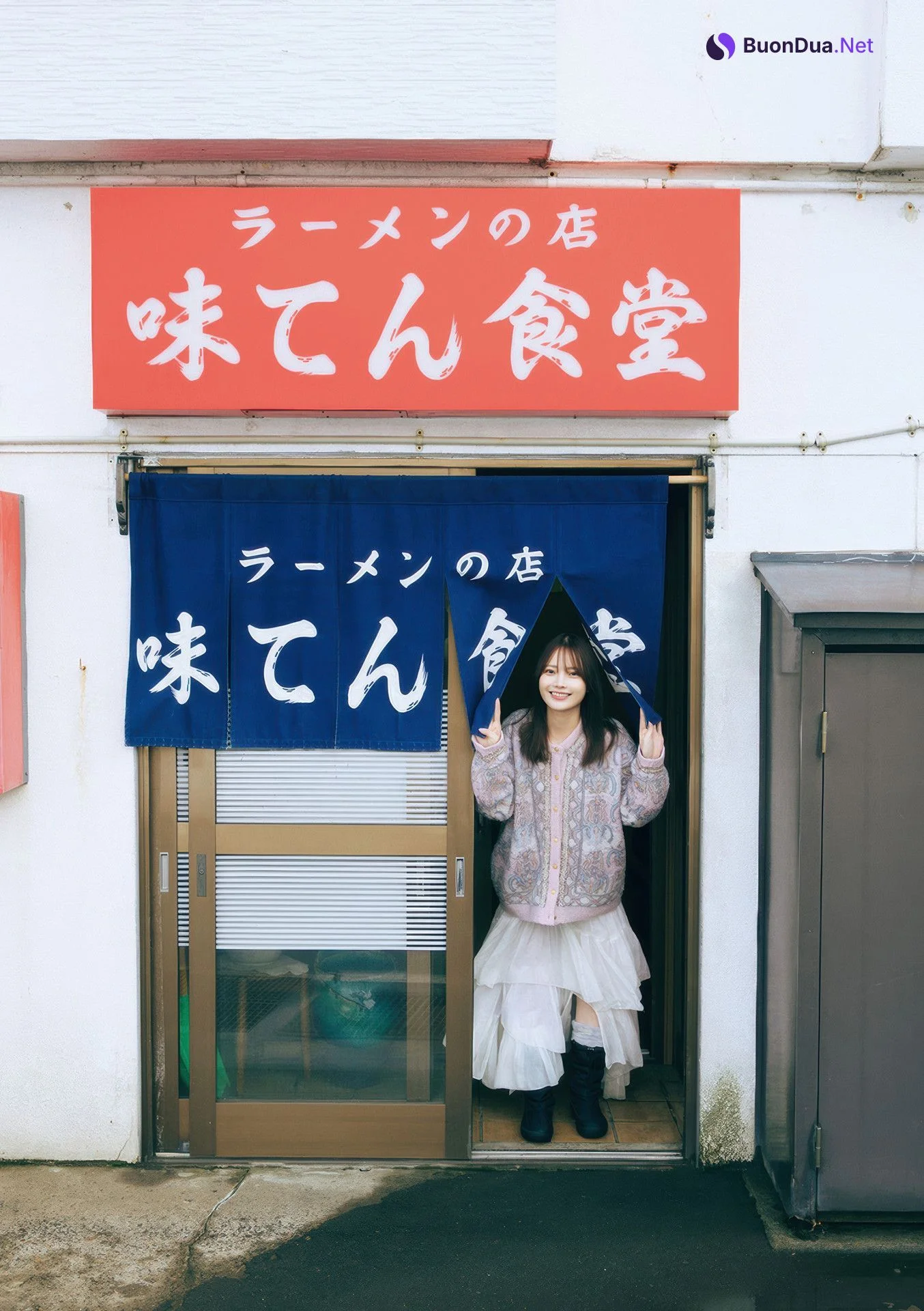 Himeka Araya 新谷姫加, ファースト写真集 「ひめかわいい。」 Set.05 - Photo 15