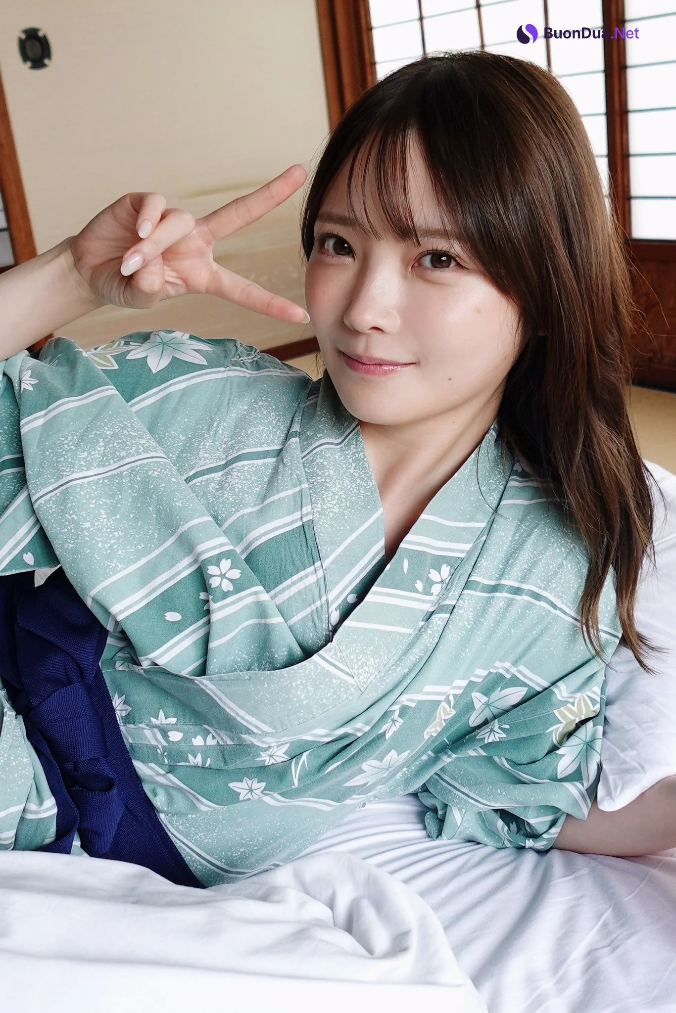 Himeka Araya 新谷姫加, Young Animal 2024 No.18 (ヤングアニマル 2024年18号) - Photo 15