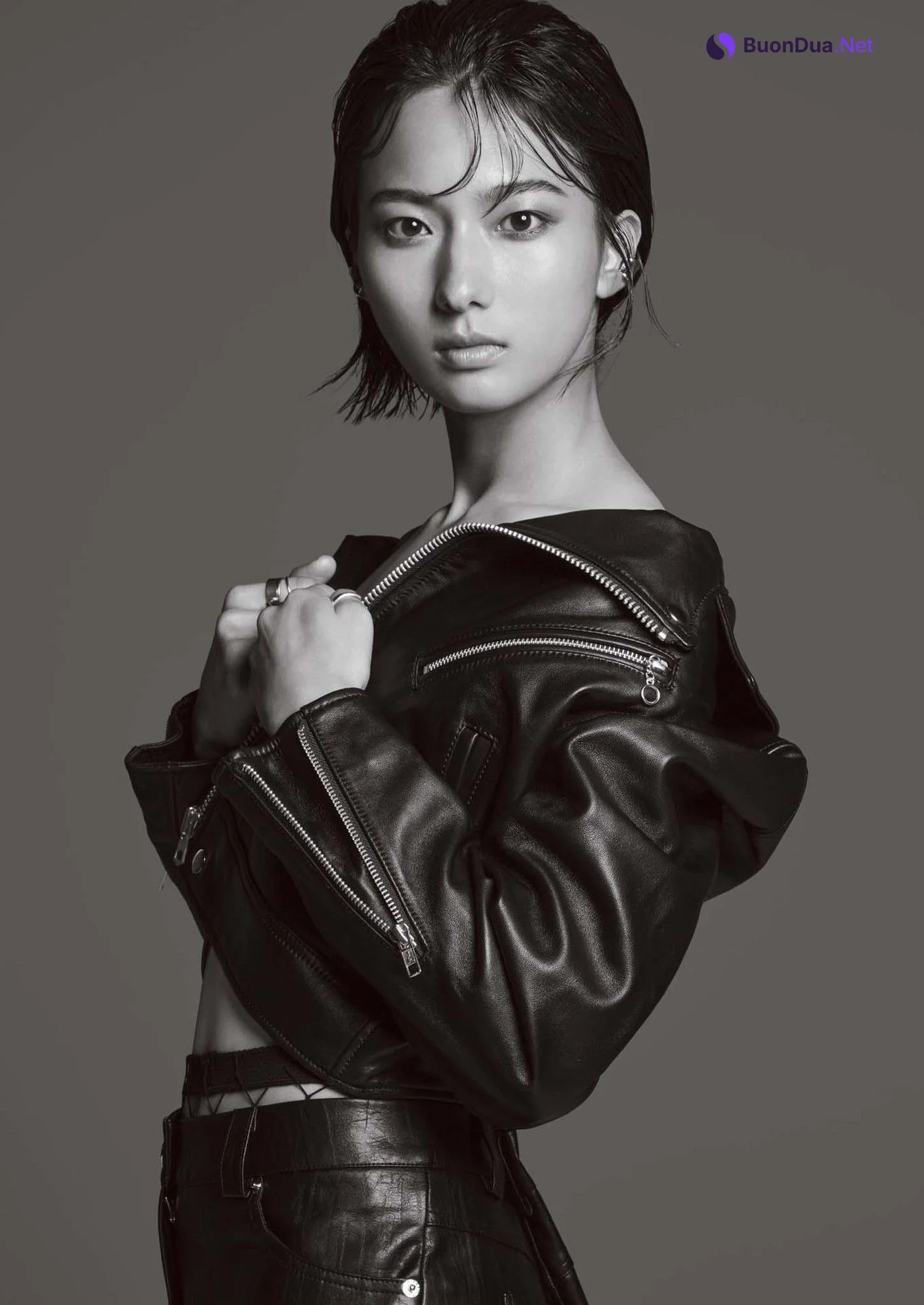 Himena Tsukimiya 搗宮姫奈, Big Comic Spirits 2023 No.45 (ビッグコミックスピリッツ 2023年45号) - Photo 13