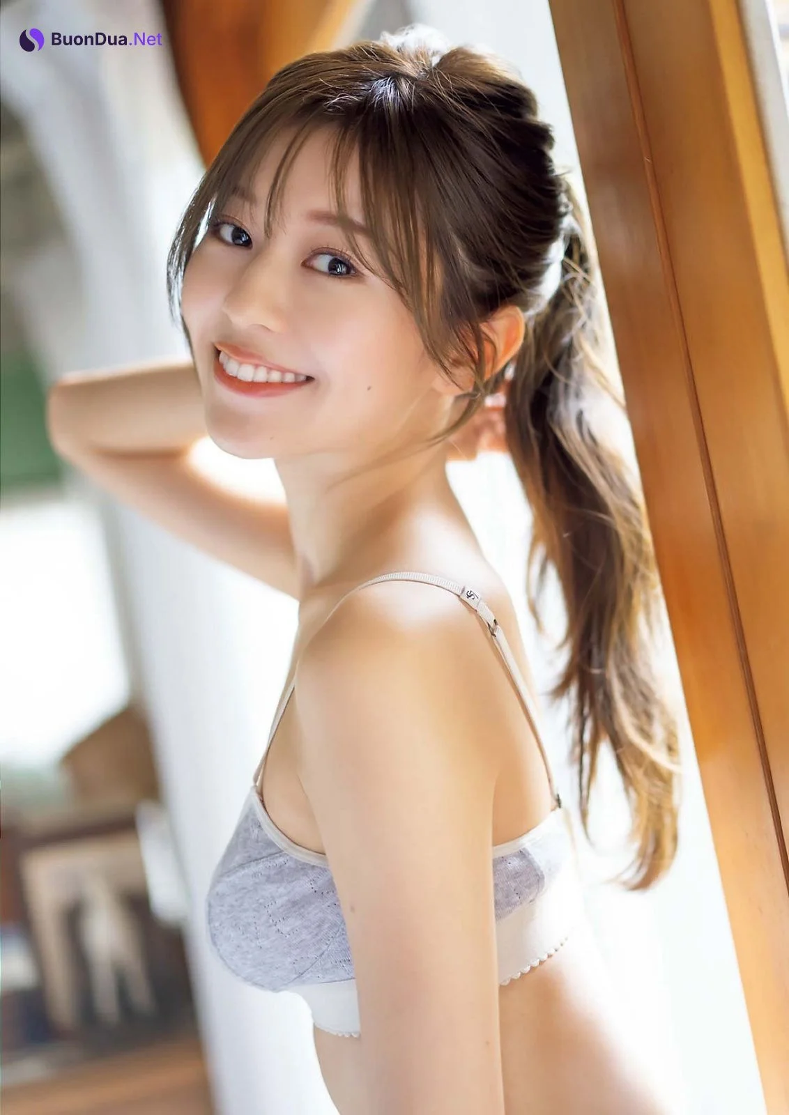 Hina Ishizaki 石崎日梨, Big Comic Spirits 2023 No.09 (ビッグコミックスピリッツ 2023年9号) - Photo 16