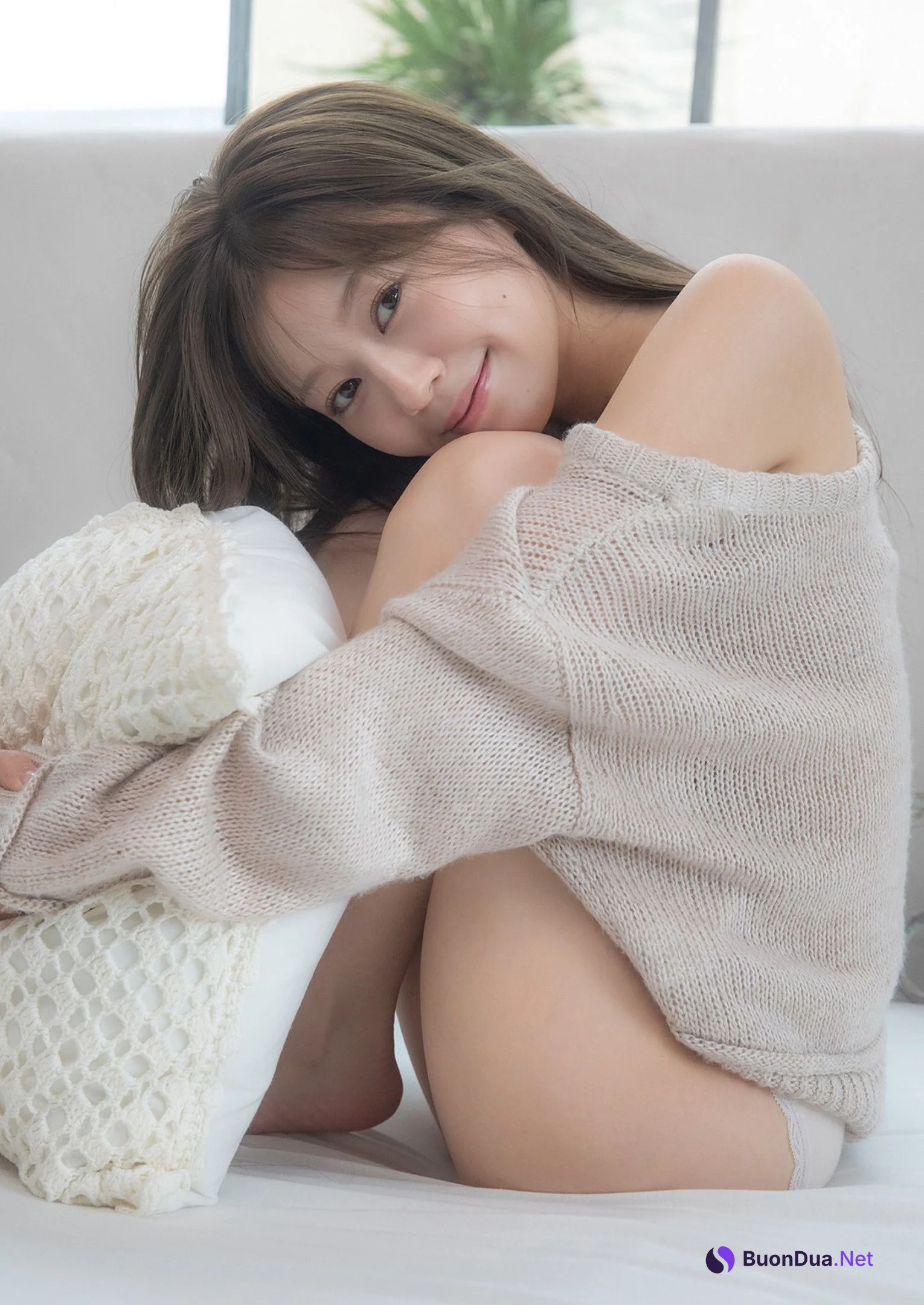 Hina Ishizaki 石崎日梨, Young Jump 2022 No.51 (ヤングジャンプ 2022年51号) - Photo 3