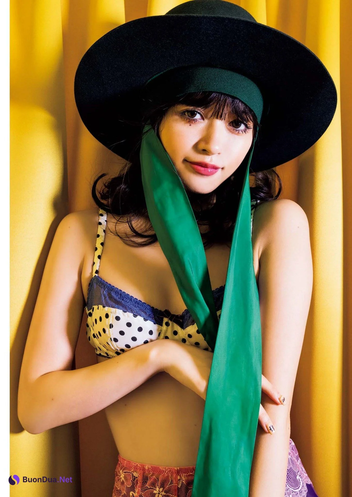 Hina Kagei 景井ひな, Big Comic Spirits 2023 No.06 (ビッグコミックスピリッツ 2023年6号) - Photo 12