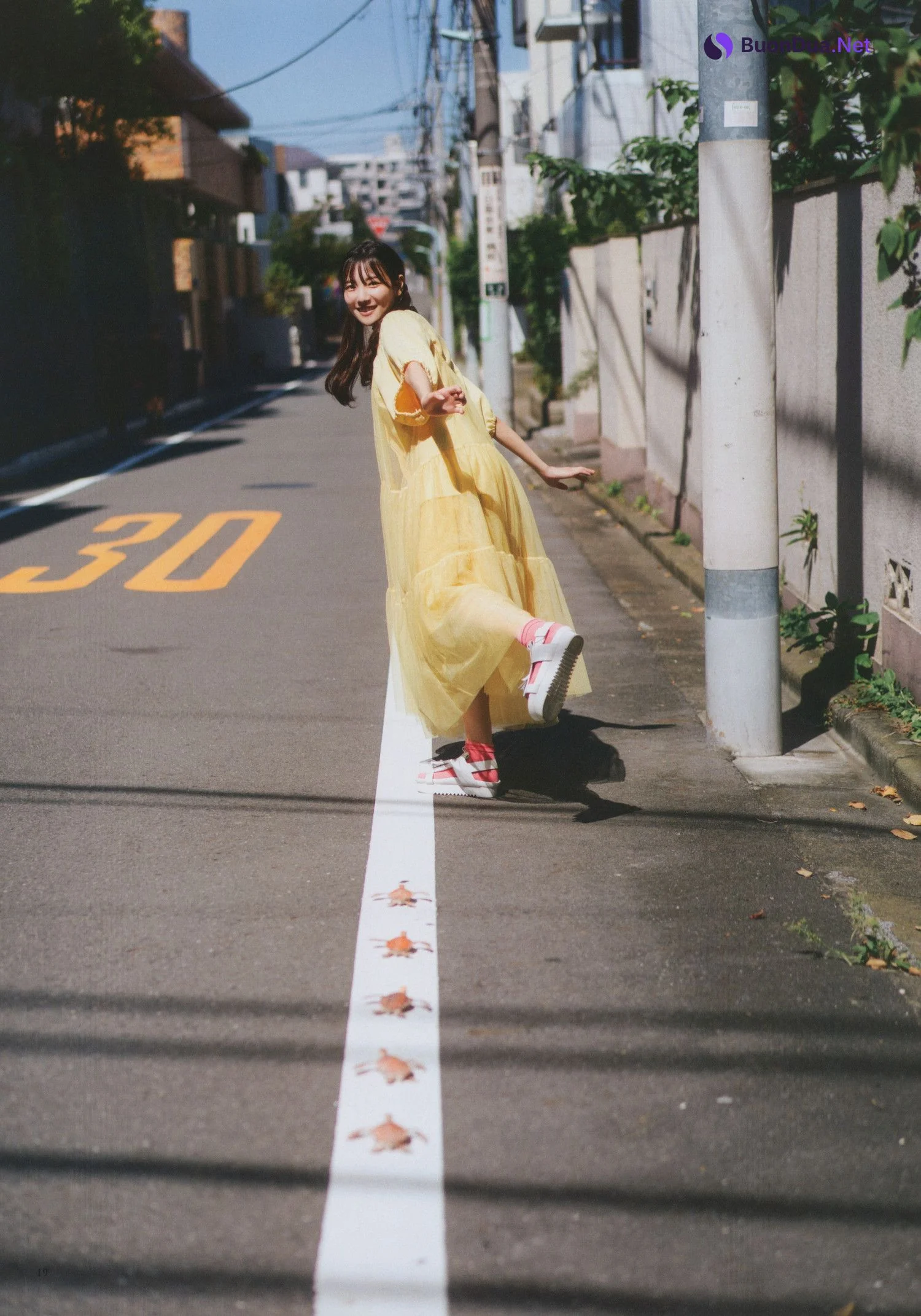 Hina Kawata 河田陽菜, BRODY 2022 No.12 (ブロディ 2022年12月号) - Photo 19