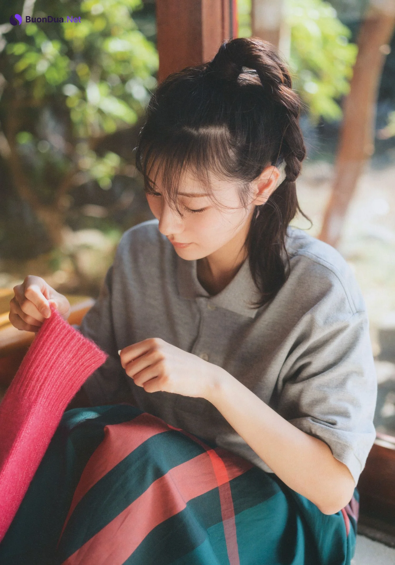 Hina Kawata 河田陽菜, BRODY 2022 No.12 (ブロディ 2022年12月号) - Photo 5