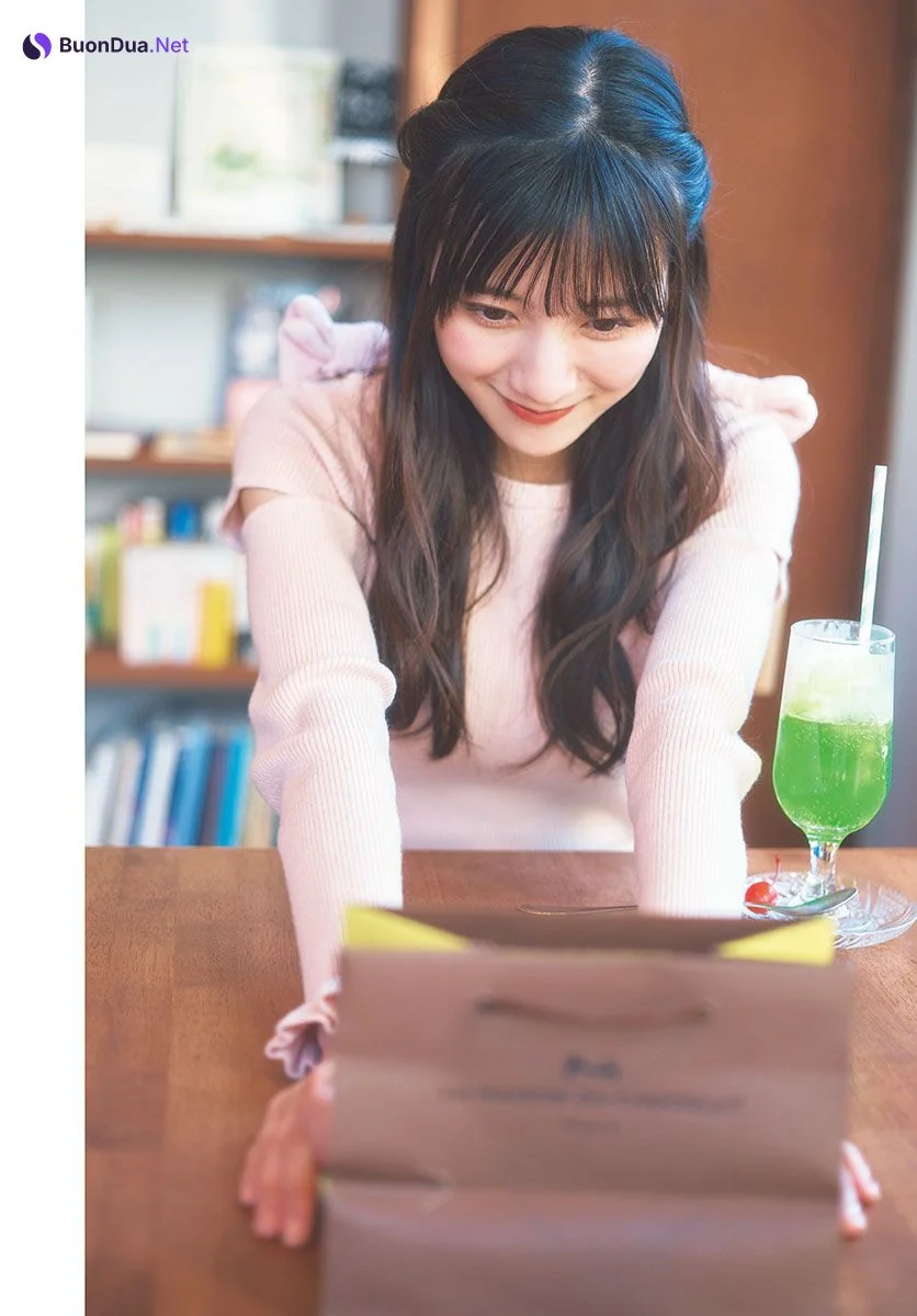 Hina Kawata 河田陽菜, Shonen Sunday 2023 No.11 (週刊少年サンデー 2023年11号) - Photo 9
