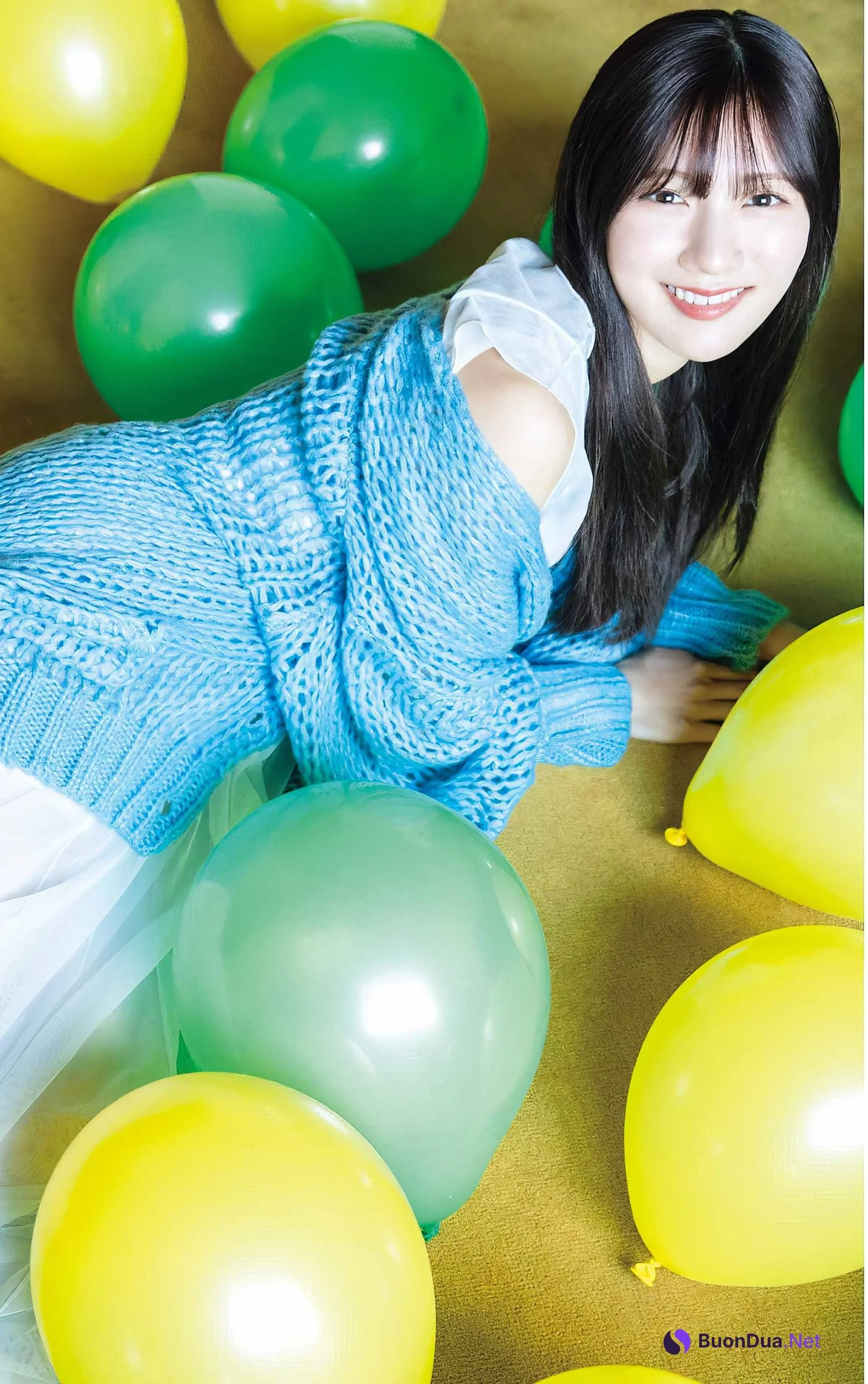 Hina Kawata 河田陽菜, Young Gangan 2024 No.08 (ヤングガンガン 2024年8号) - Photo 6