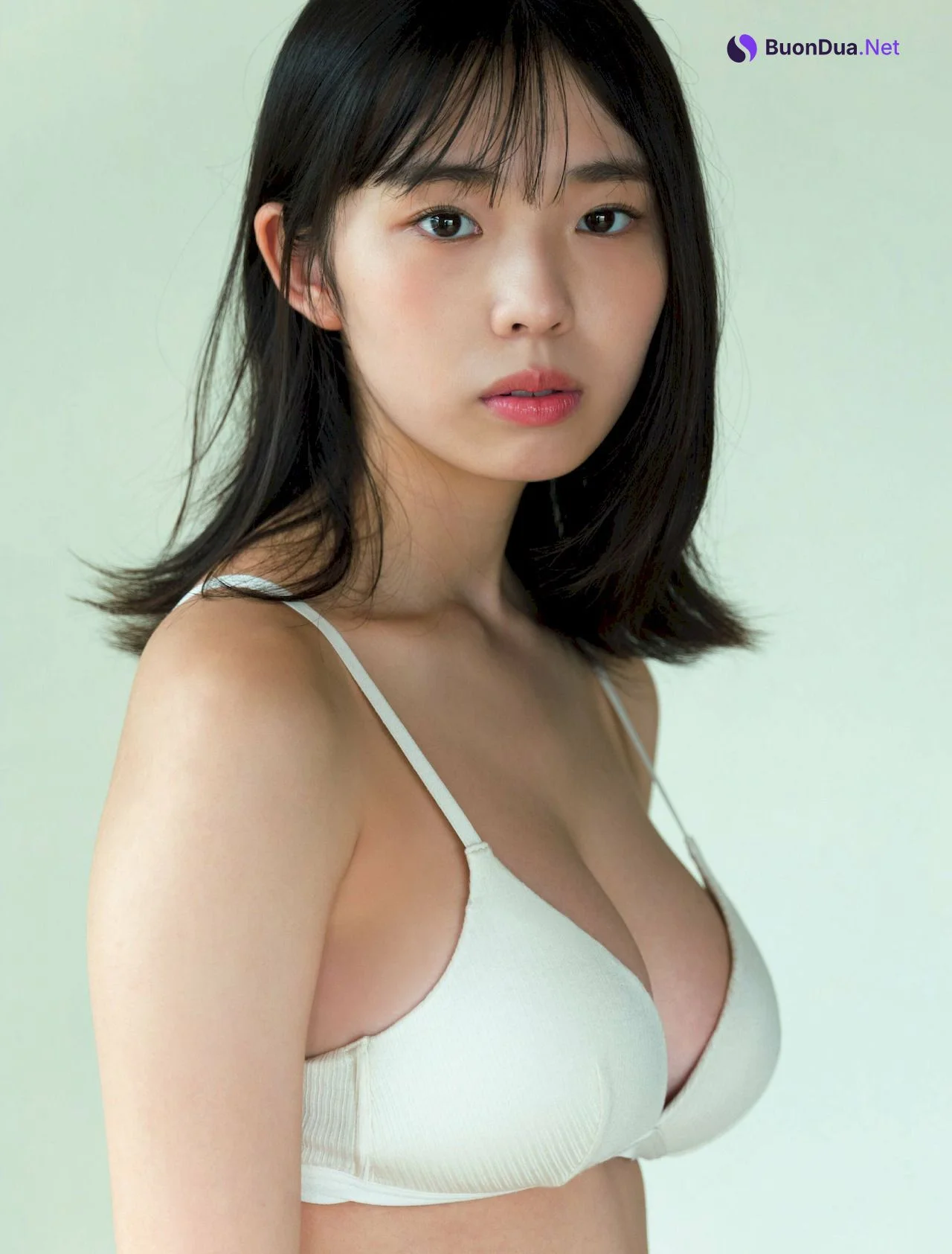 Hina Kikuchi 菊地姫奈, FRIDAY 2022.11.25 (フライデー 2022年11月25日号) - Photo 7