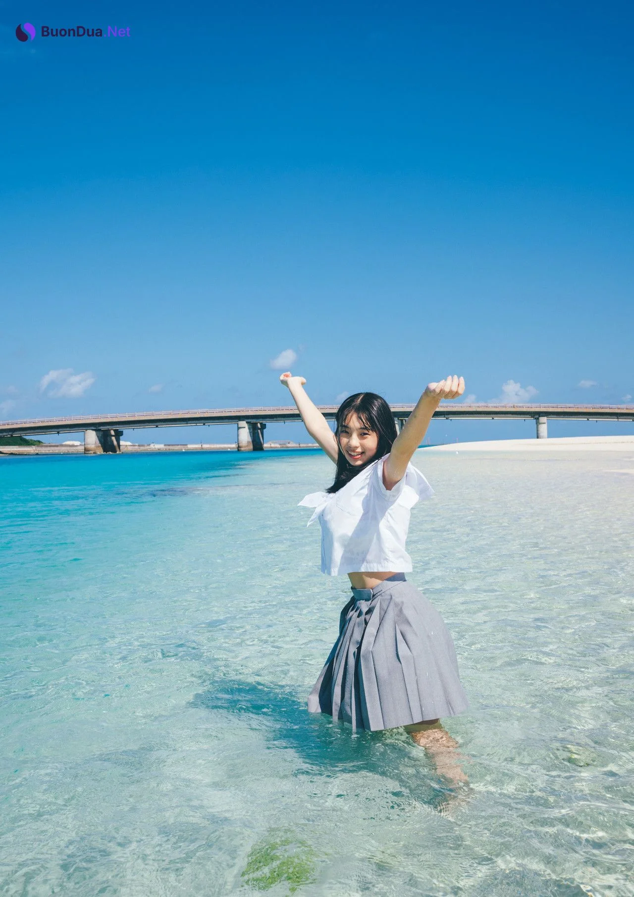 Hina Kikuchi 菊地姫奈, デジタル写真集 「moment」 Set.01 - Photo 11