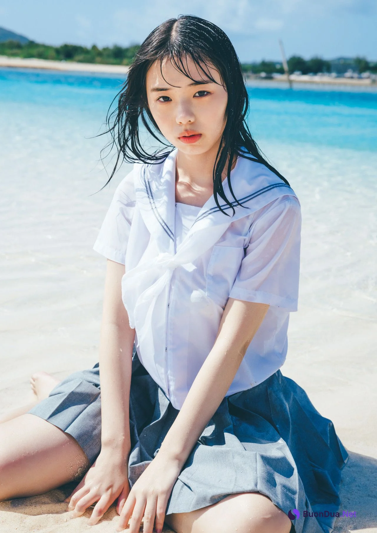 Hina Kikuchi 菊地姫奈, デジタル写真集 「moment」 Set.01 - Photo 12