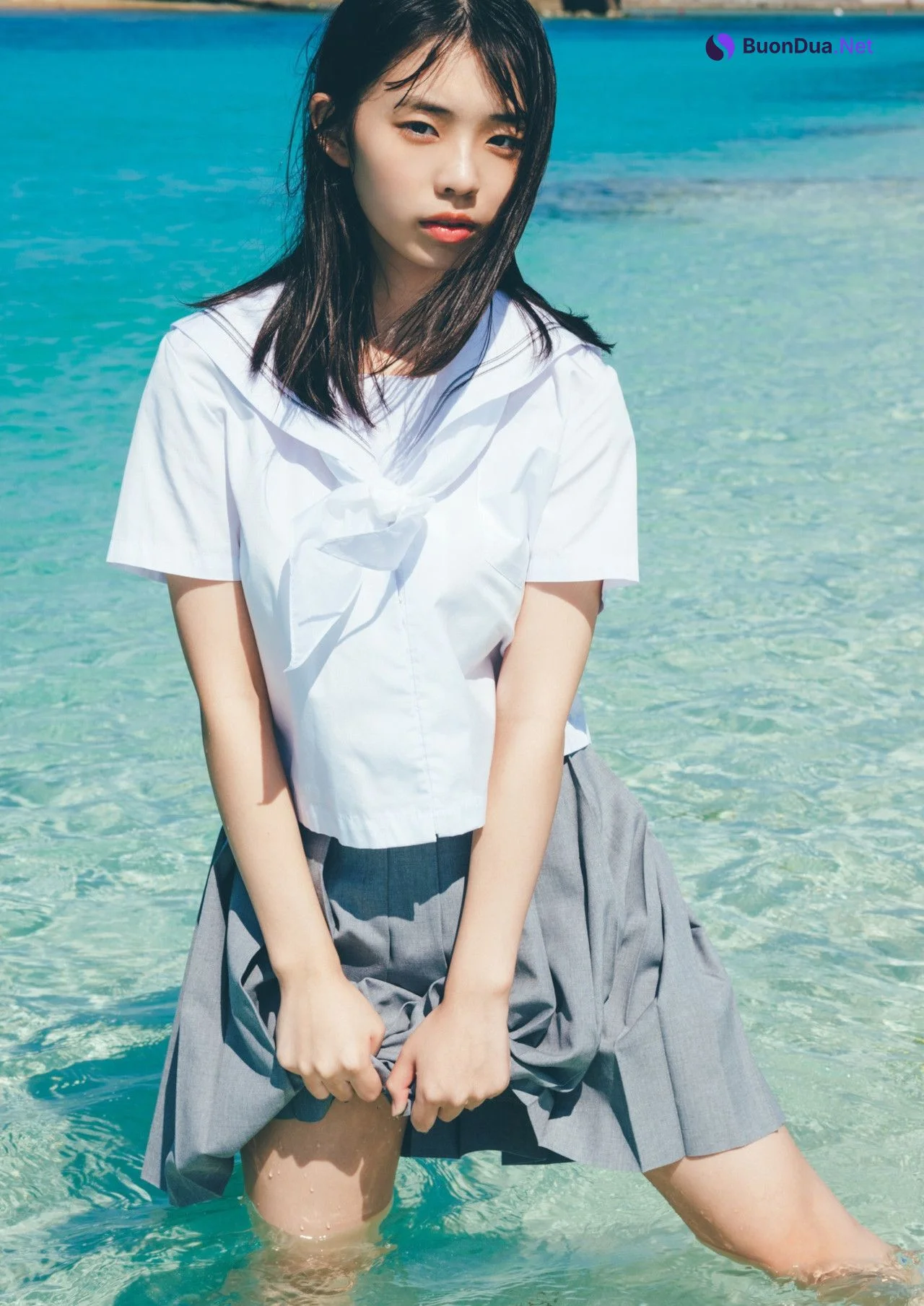 Hina Kikuchi 菊地姫奈, デジタル写真集 「moment」 Set.01 - Photo 3