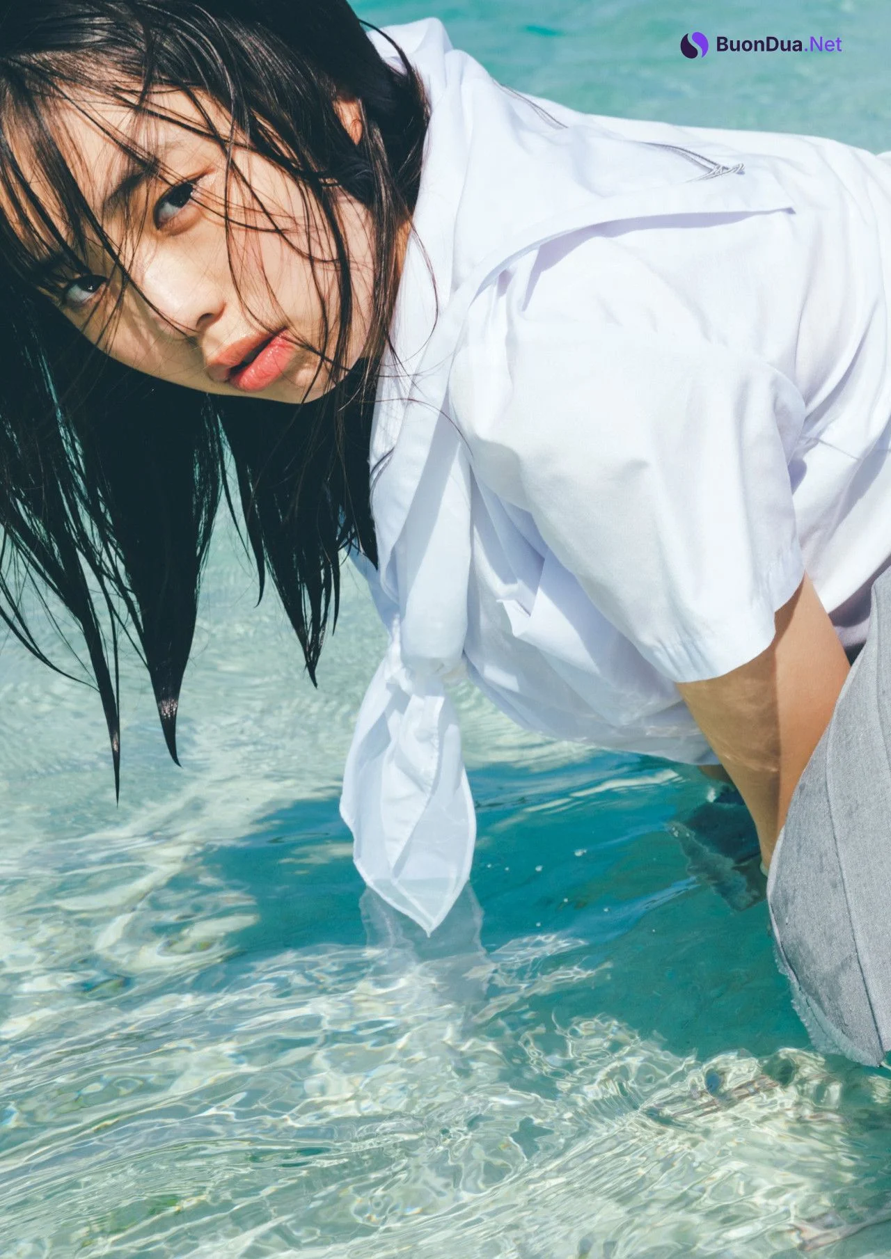 Hina Kikuchi 菊地姫奈, デジタル写真集 「moment」 Set.01 - Photo 9