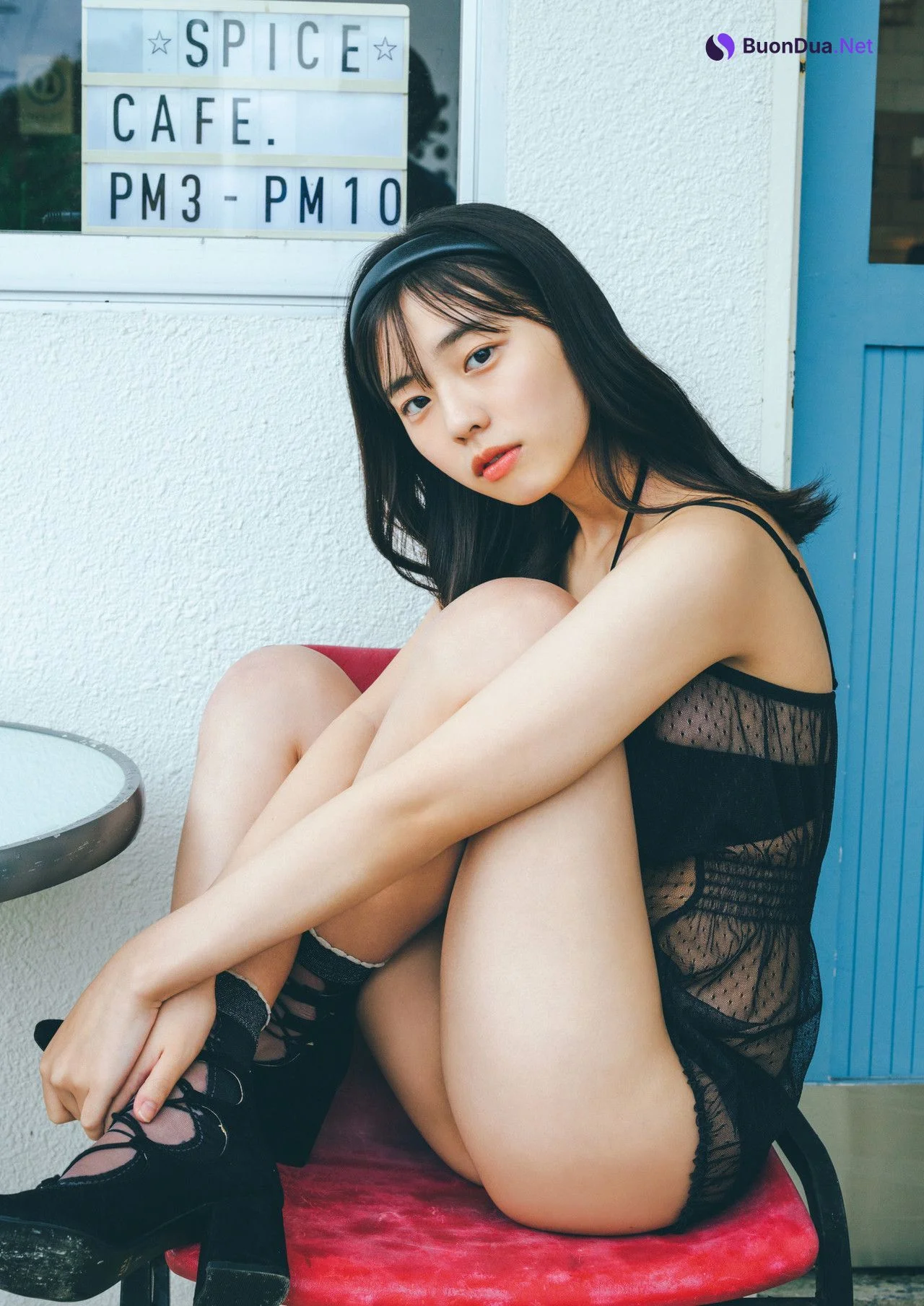 Hina Kikuchi 菊地姫奈, デジタル写真集 「moment」 Set.03 - Photo 11