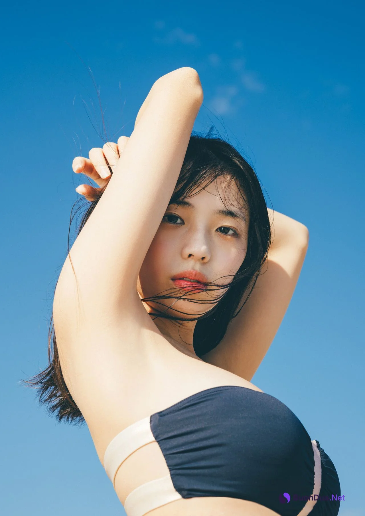 Hina Kikuchi 菊地姫奈, デジタル写真集 「moment」 Set.03 - Photo 19