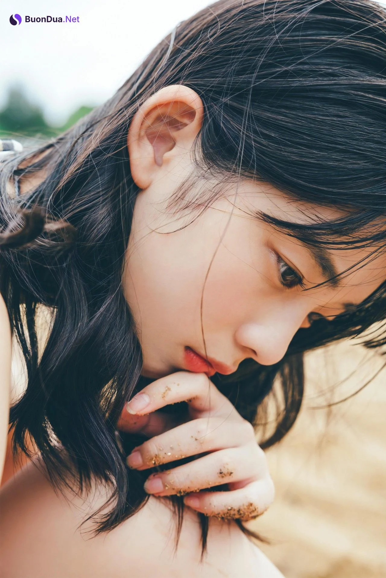 Hina Kikuchi 菊地姫奈, デジタル写真集 「moment」 Set.04 - Photo 9