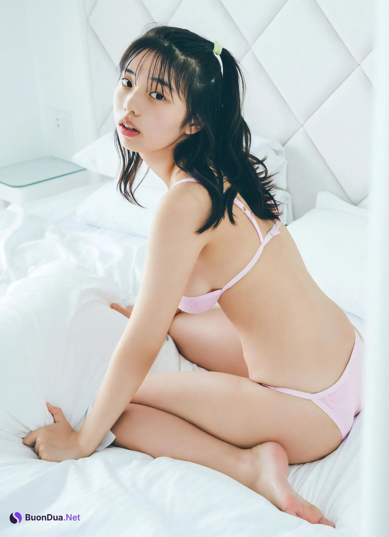 Hina Kikuchi 菊地姫奈, デジタル写真集 「moment」 Set.05 - Photo 10