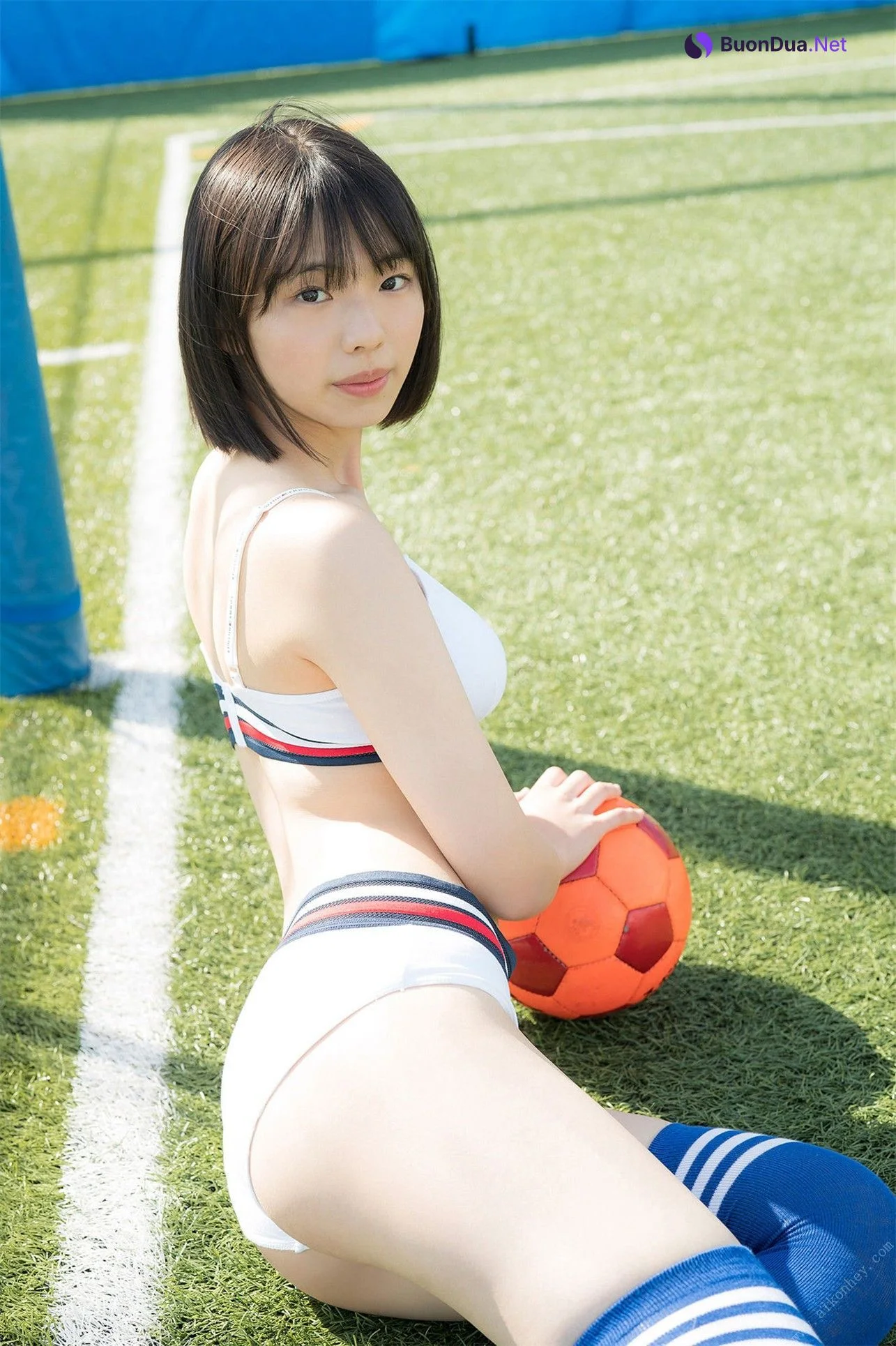 Hina Kikuchi 菊地姫奈, ヤンマガデジタル写真集 ミスマガ２０２０コスプレ対決３ Set.02 - Photo 11
