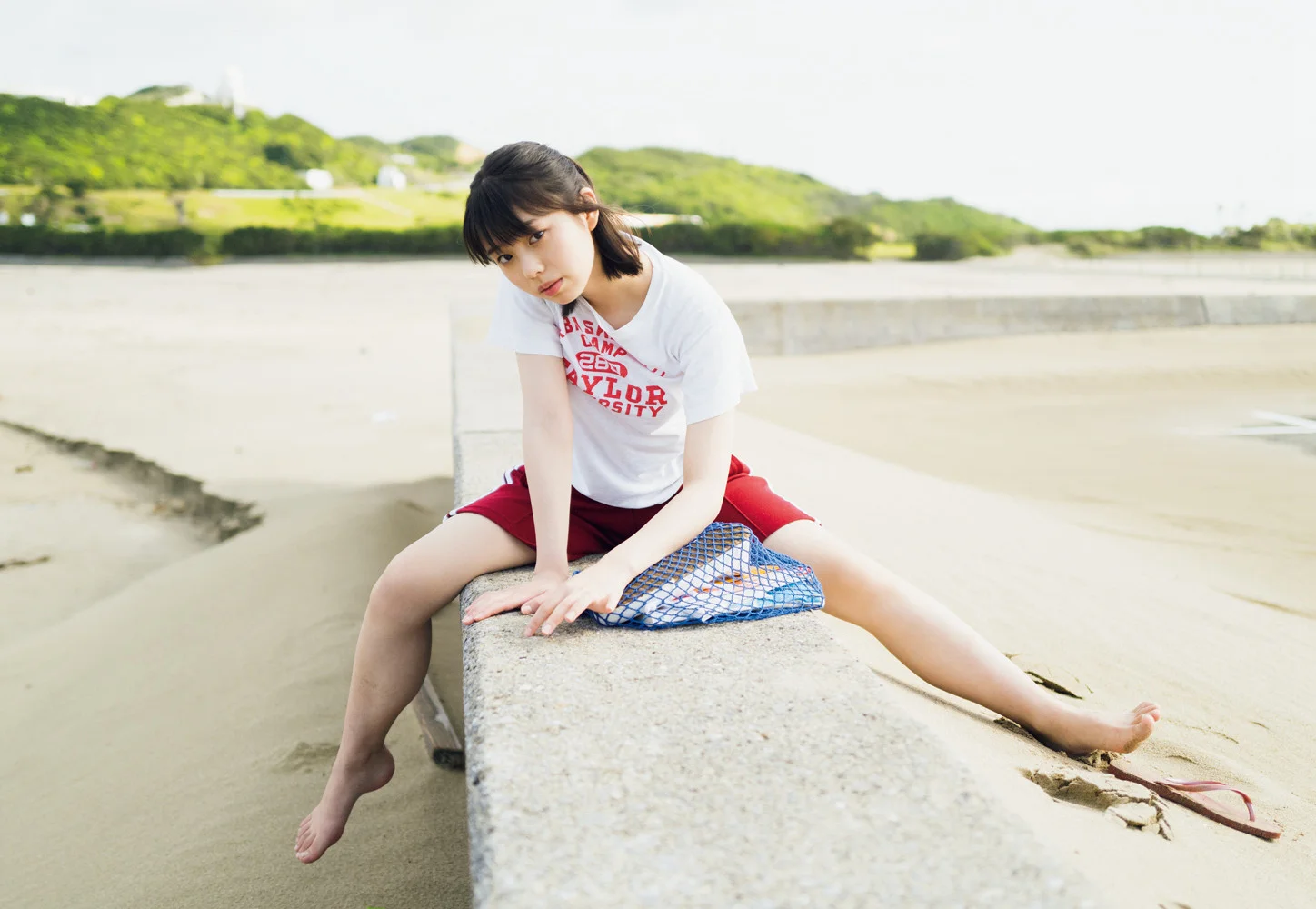 Hina Kikuchi 菊地姫奈, １ｓｔ写真集 はばたき Set.04