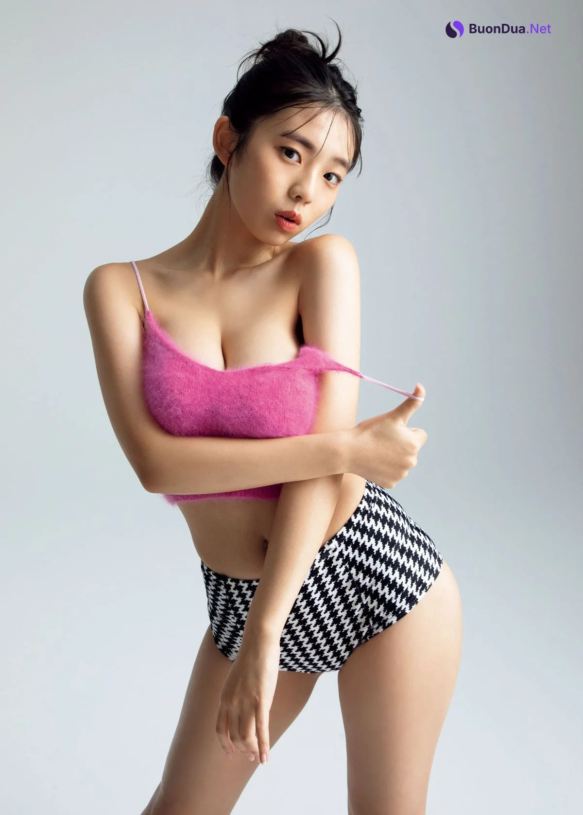Hina Kikuchi 菊地姫奈, Weekly Playboy 2022 No.51 (週刊プレイボーイ 2022年51号) - Photo 15