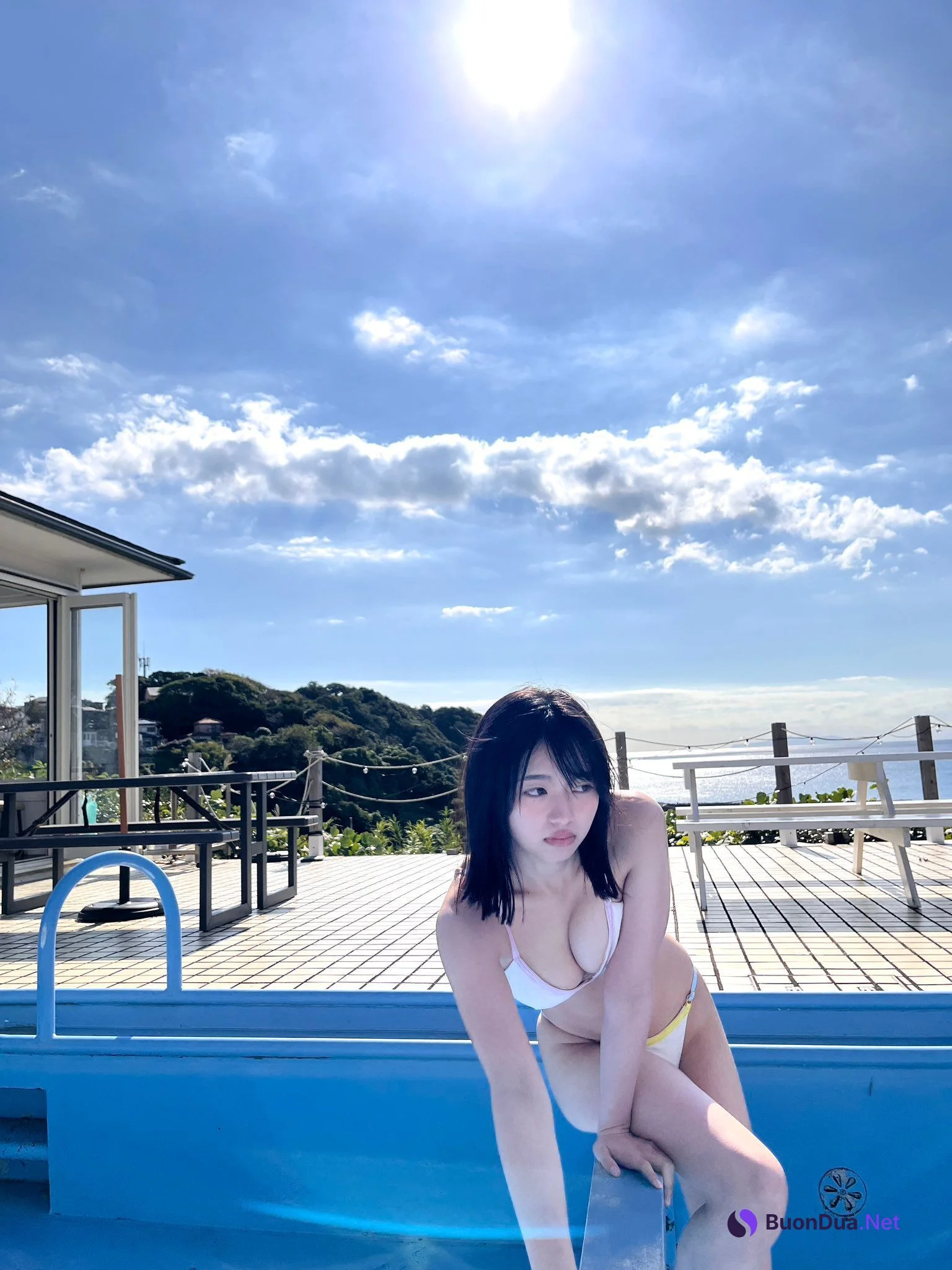 Hina Makino 蒔埜ひな, Young Jump 2025 No.16 (ヤングジャンプ 2025年16号) - Photo 10