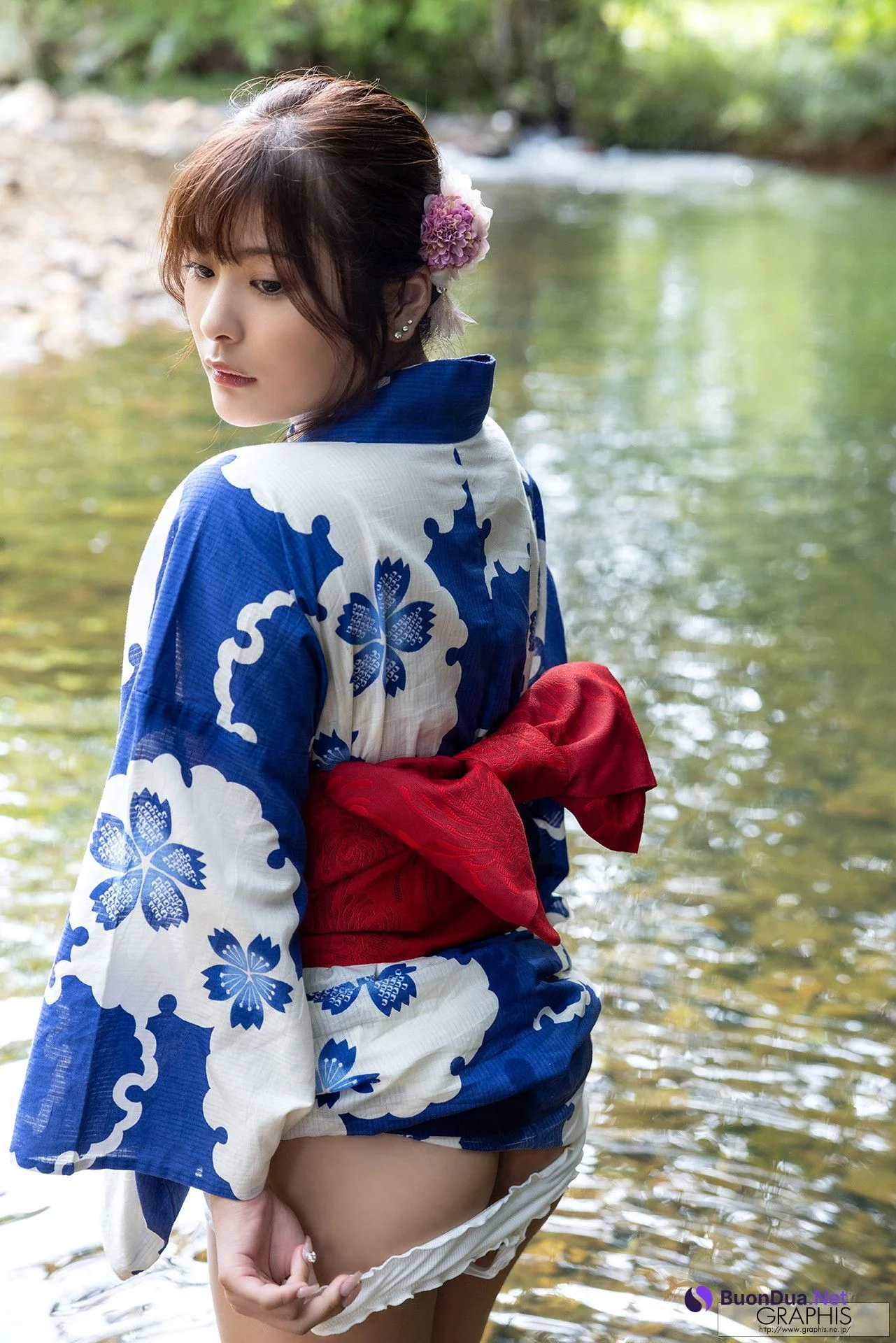 Hina Nitori 似鳥日菜, Graphis Gals 「Voluptuous」 Vol.01 - Photo 5