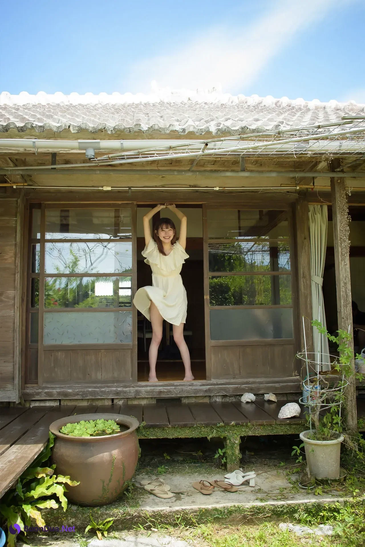 Hinako Mori 森日向子, ヌード写真集 「夏 駆ける 空 Blue sky Blue」 Set.01 - รูปภาพ 11