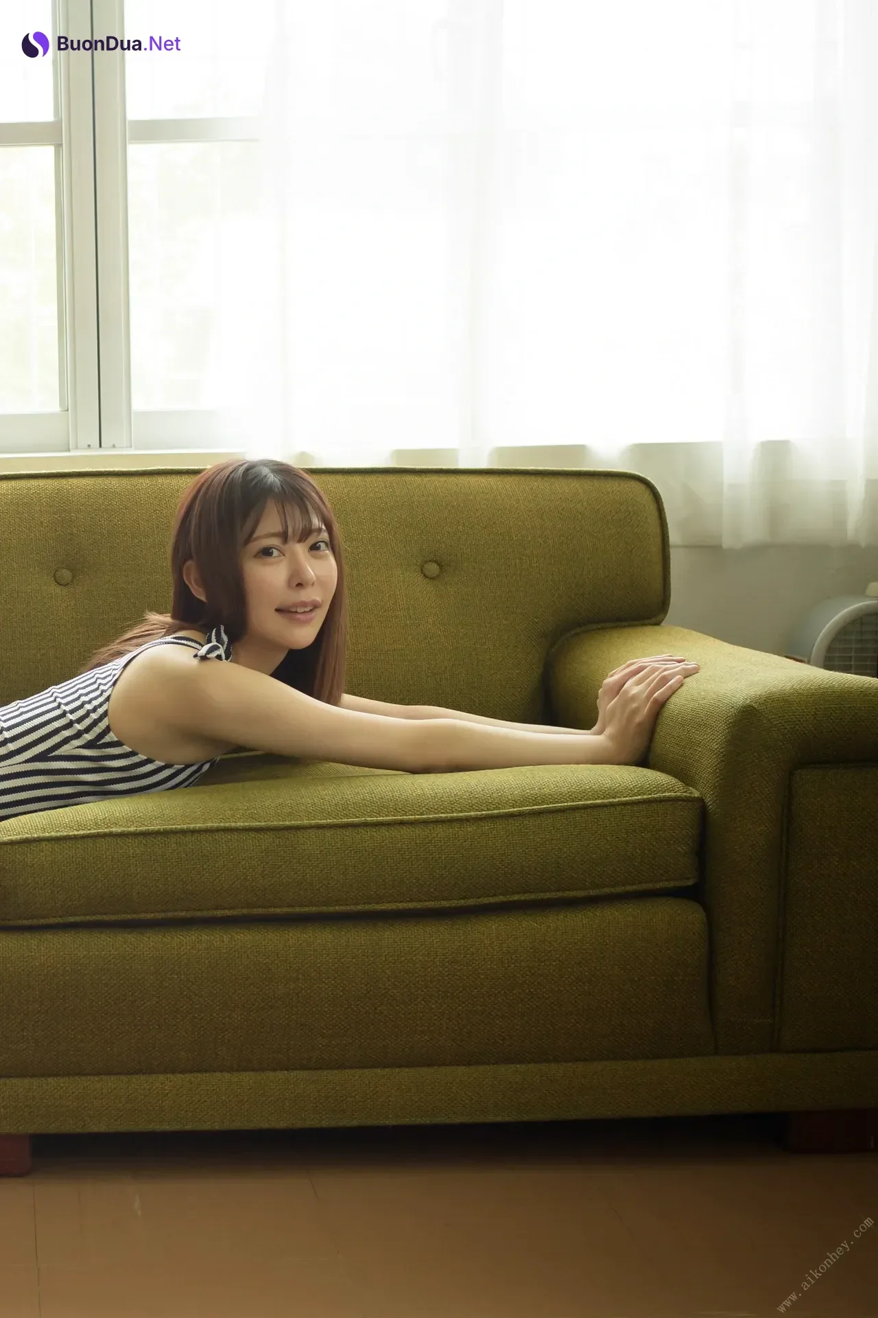 Hinako Mori 森日向子, ヌード写真集 「夏 駆ける 空 Blue sky Blue」 Set.03 - Photo 5
