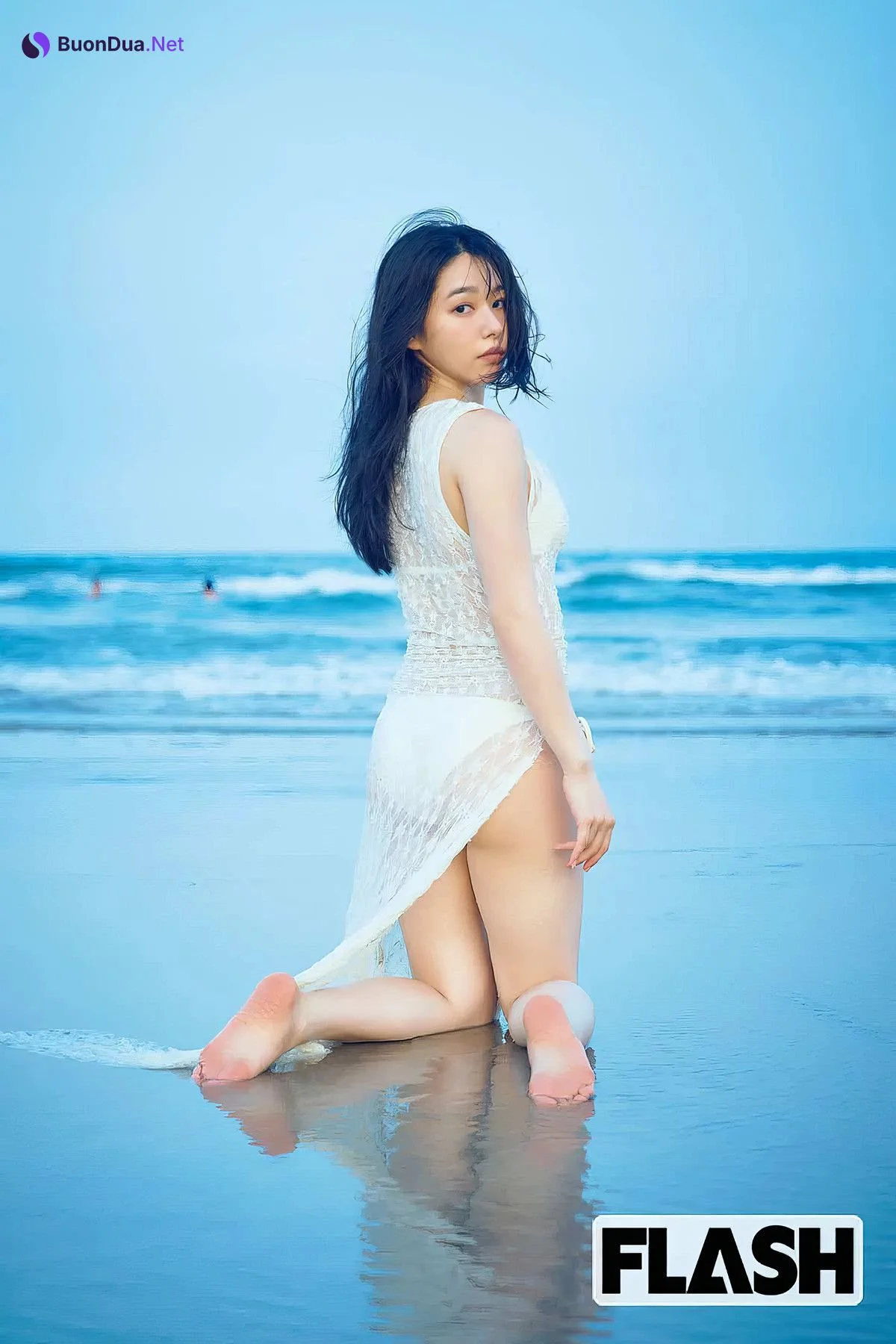 Hinako Sakurai 桜井日奈子, FLASH 2024.09.10 (フラッシュ 2024年9月10日号) - Photo 9
