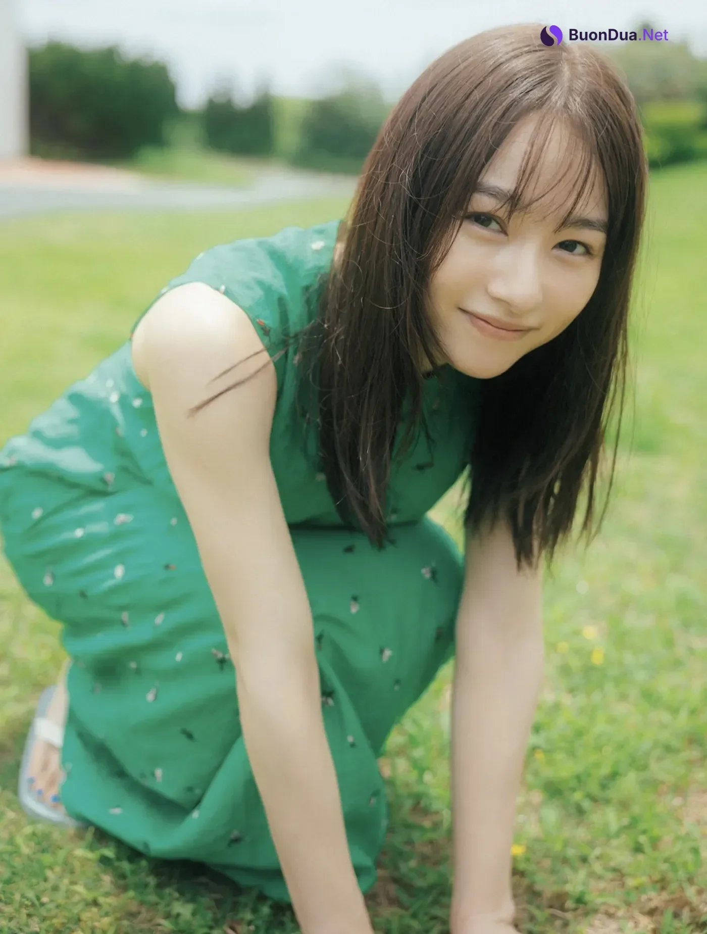 Hinako Sakurai 桜井日奈子, FLASH 2025.09.02 (フラッシュ 2025年9月2日号) - Photo 2