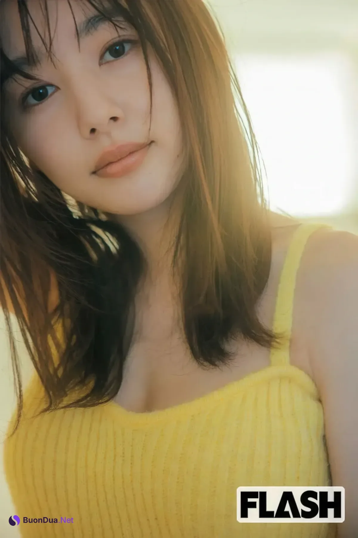 Hinako Sakurai 桜井日奈子, FLASH 2025.09.02 (フラッシュ 2025年9月2日号) - Photo 8