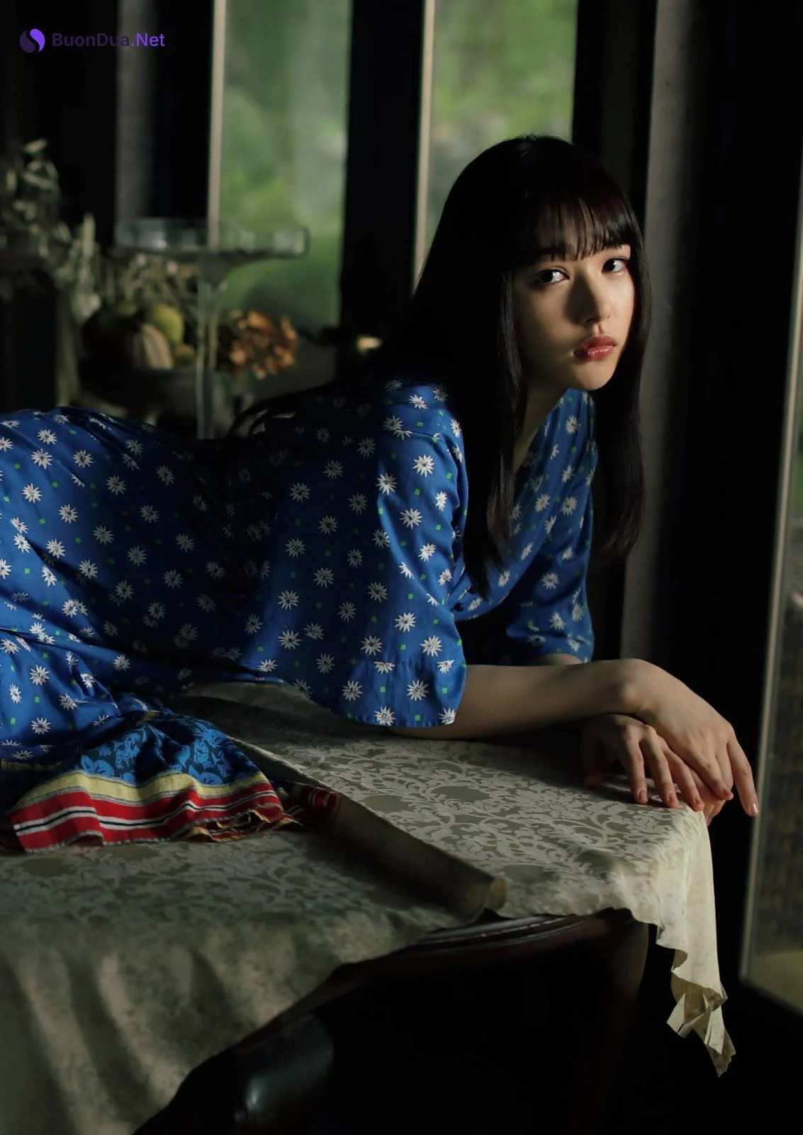 Hinako Sakurai 桜井日奈子, Shukan Bunshun 2021.11.04 (週刊文春 2021年11月4日号) - Photo 5
