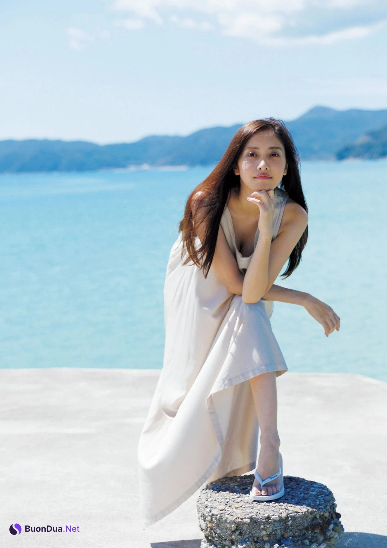 Hinako Sano 佐野ひなこ, 写真集 「COLORS」 Set.02 - Photo 6