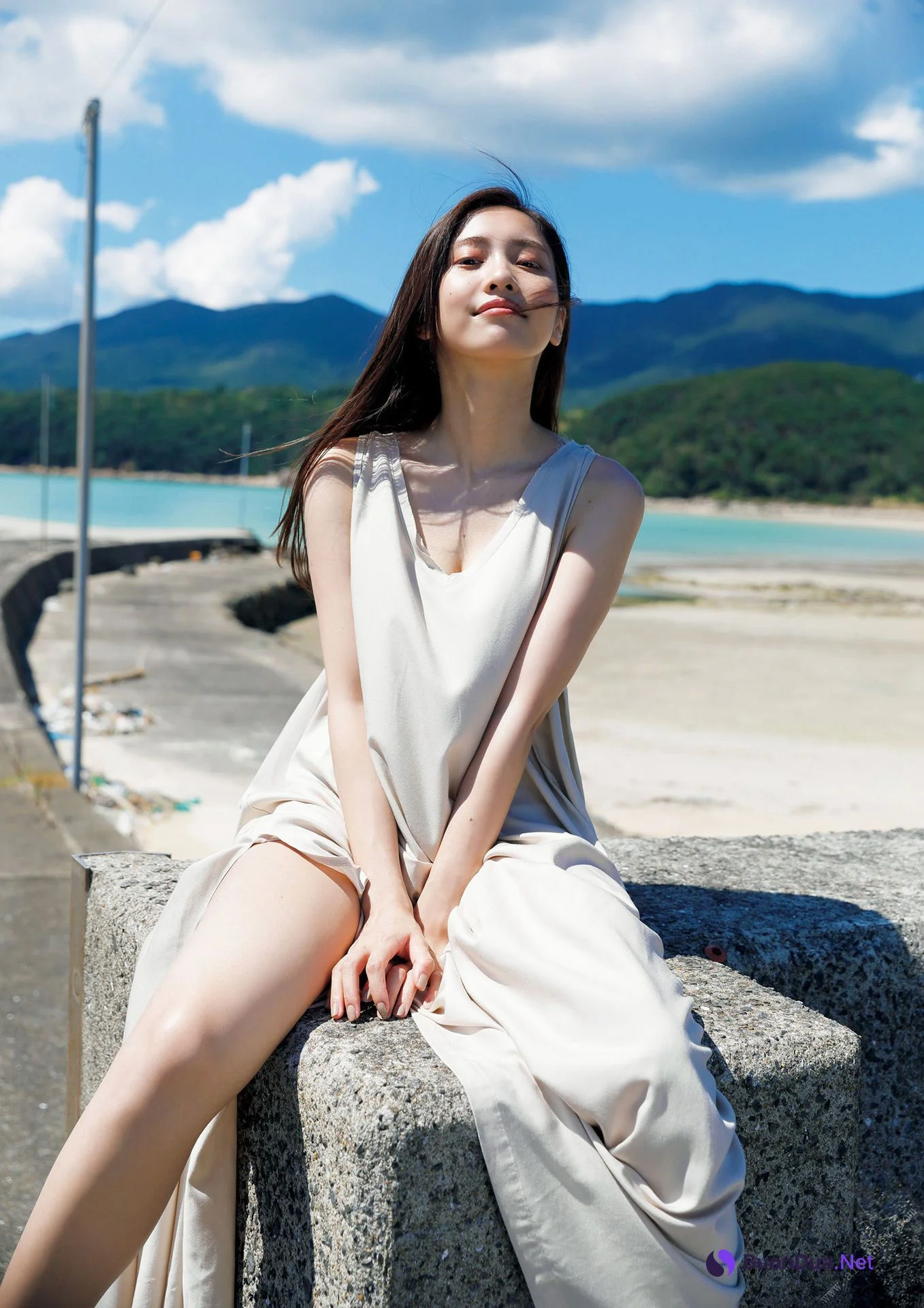 Hinako Sano 佐野ひなこ, 写真集 「COLORS」 Set.02 - Photo 7