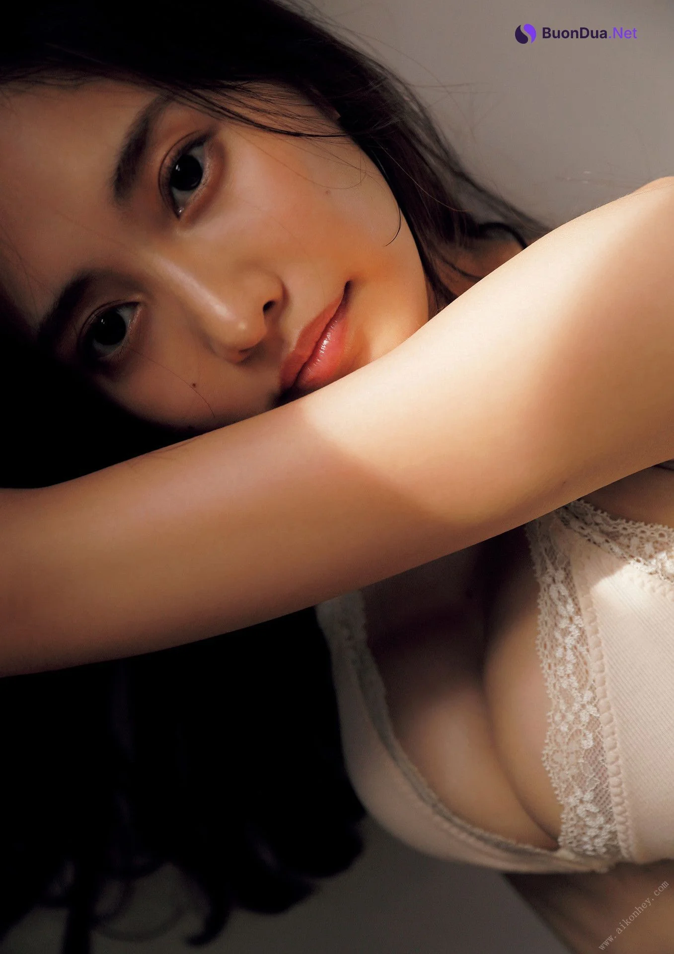 Hinako Sano 佐野ひなこ, 写真集 「COLORS」 Set.03 - Photo 18