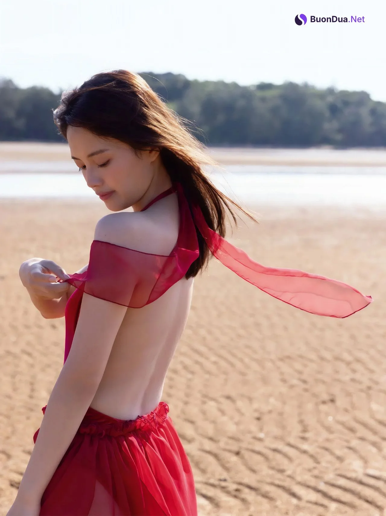 Hinami Mori 森日菜美, 1st 写真集 [もりだくさん] Set.03 - Photo 2