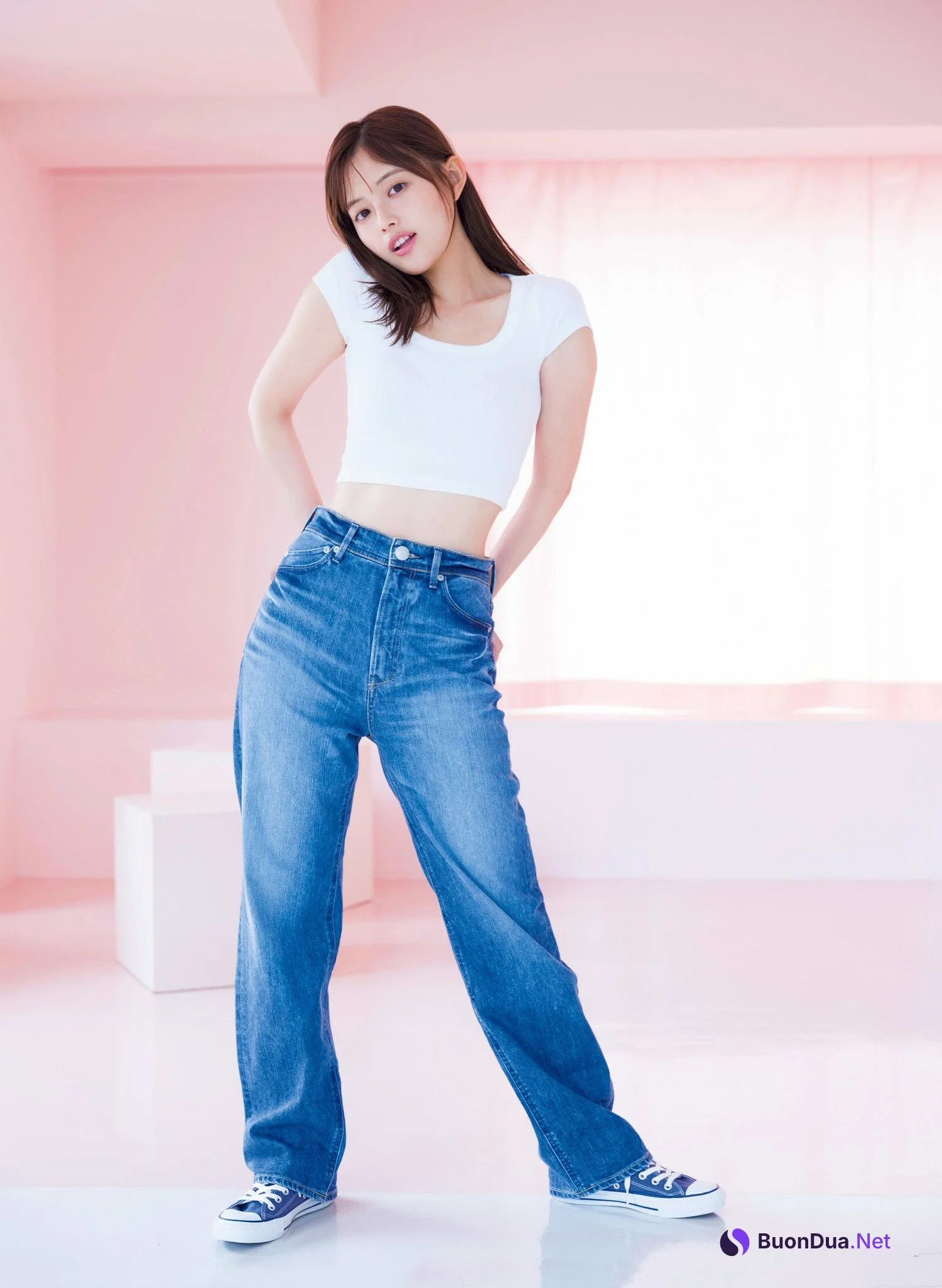 Hinami Mori 森日菜美, FRIDAY 2024.08.02 (フライデー 2024年8月2日号) - Photo 6