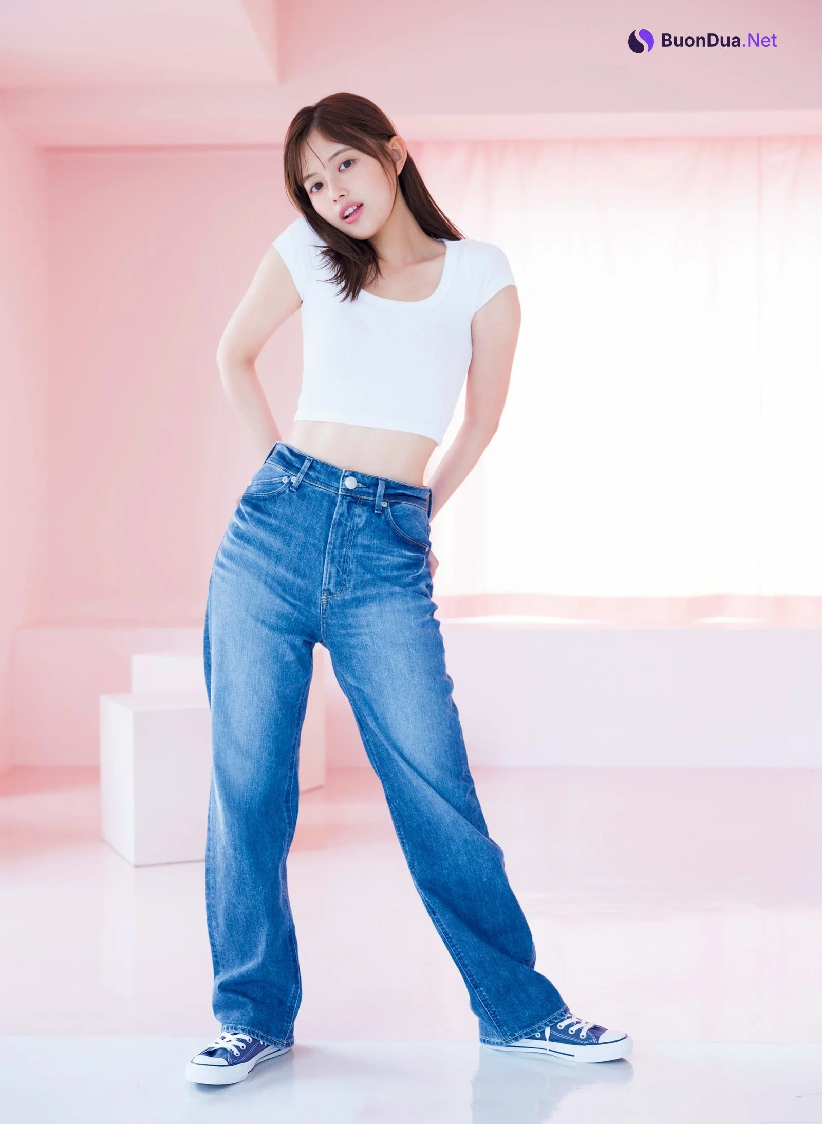 Hinami Mori 森日菜美, FRIDAY 2024.10.04 (フライデー 2024年10月4日号) - Photo 13