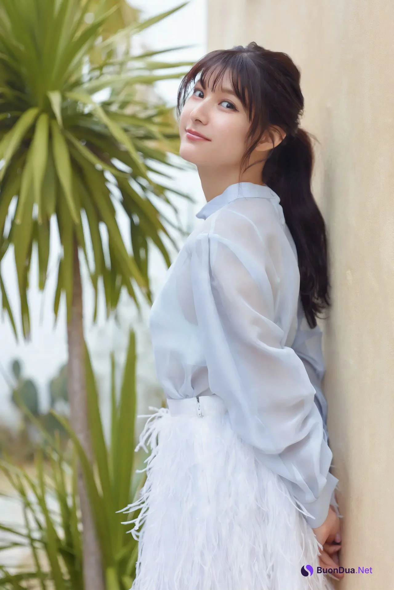 Hinano Ayakawa 彩川ひなの, FRIDAY GOLD フライデーゴールド 魅惑のボディライン - Photo 4