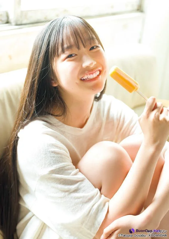 Hinano Chiba ちばひなの, Young Magazine 2023 No.35 (ヤングマガジン 2023年35号) - Photo 5