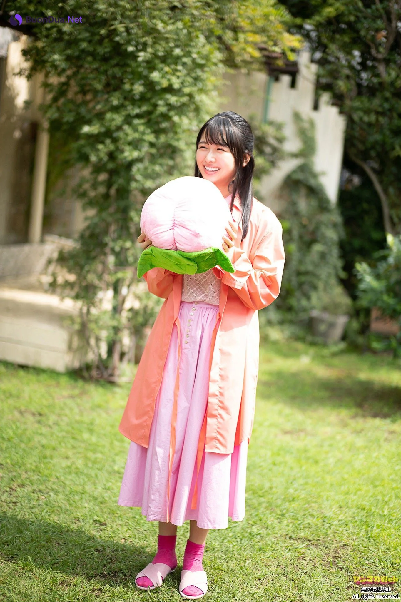 Hinano Kamimura 上村ひなの, ヤンマガWeb 日向坂46 坂道ネクストジェネレーション＋ - Photo 3