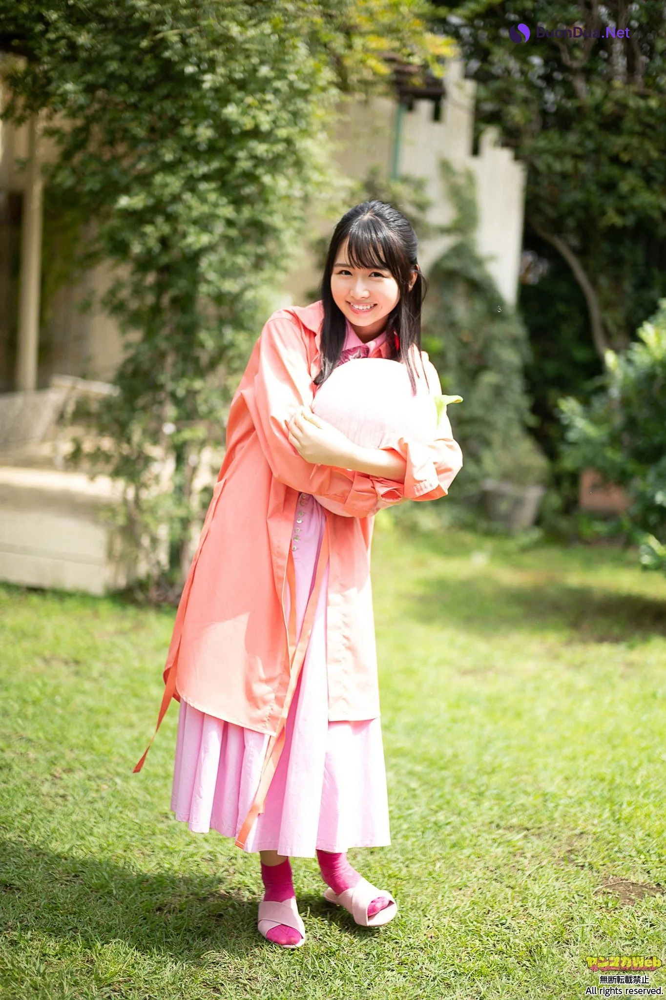 Hinano Kamimura 上村ひなの, ヤンマガWeb 日向坂46 坂道ネクストジェネレーション＋ - Photo 4