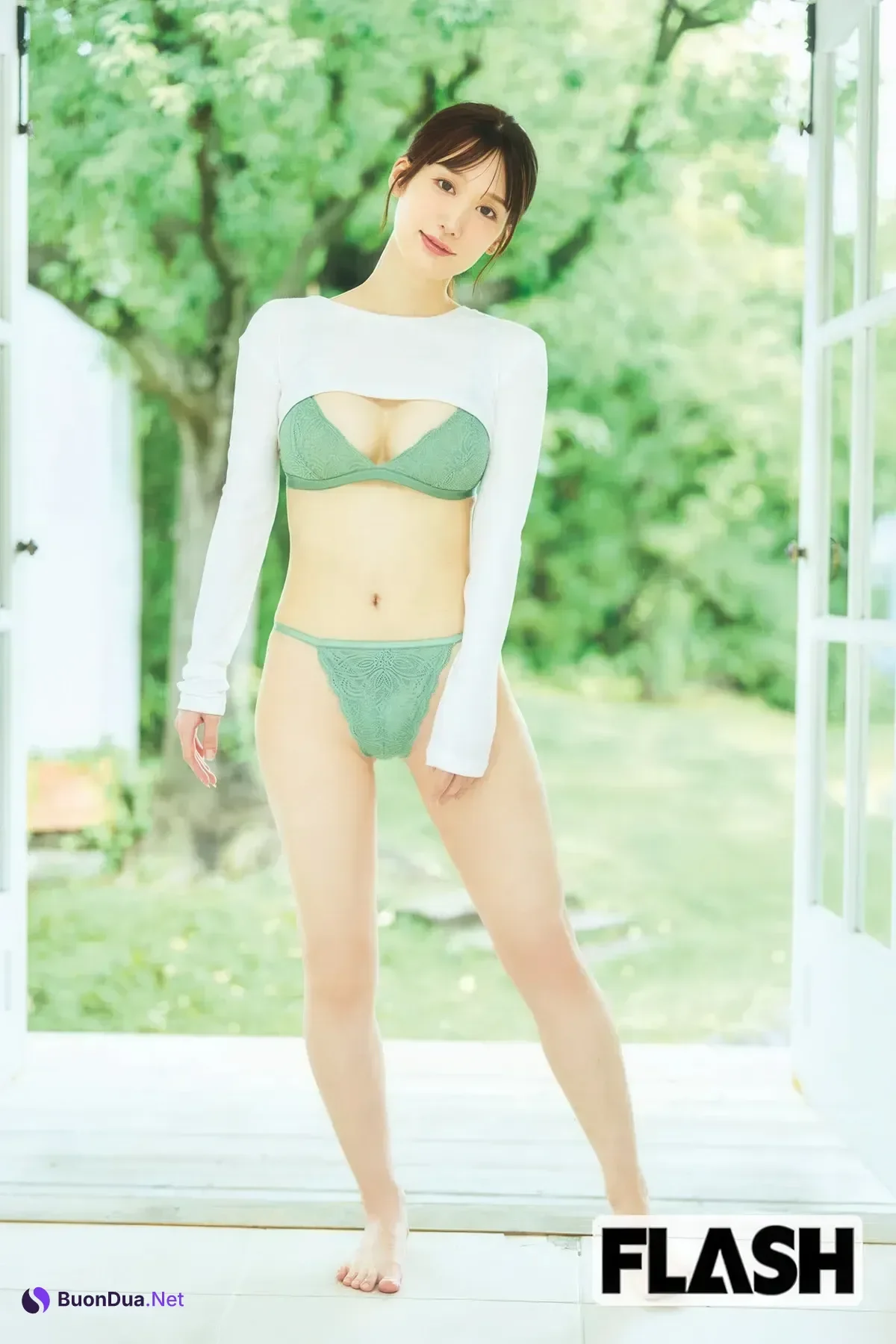 Hinano Minase 水瀬陽菜乃, FLASH 2025.10.07 (フラッシュ 2025年10月07日号) - Photo 8