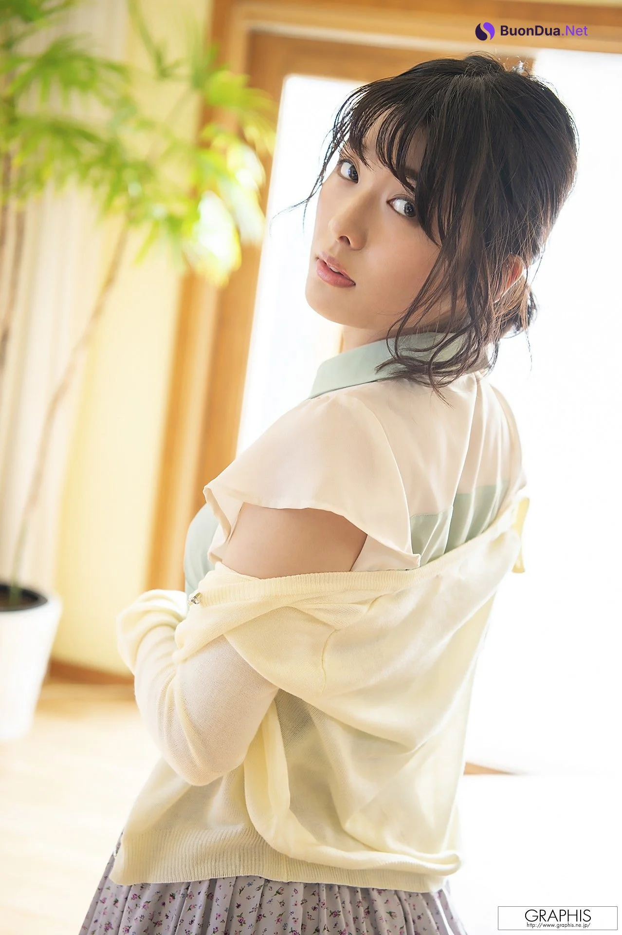 Hinata Koizumi 小泉ひなた, [Graphis] First Gravure Vol.01 - Photo 11