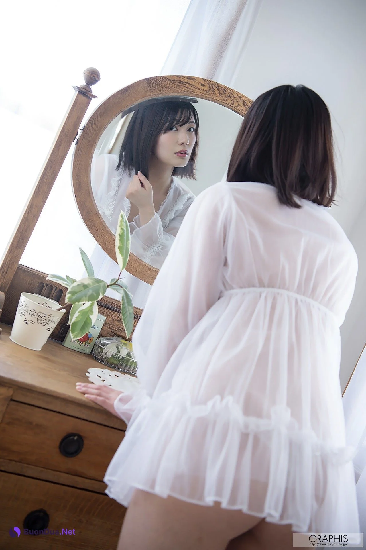 Hinata Koizumi 小泉ひなた, [Graphis] First Gravure Vol.05 - Photo 3