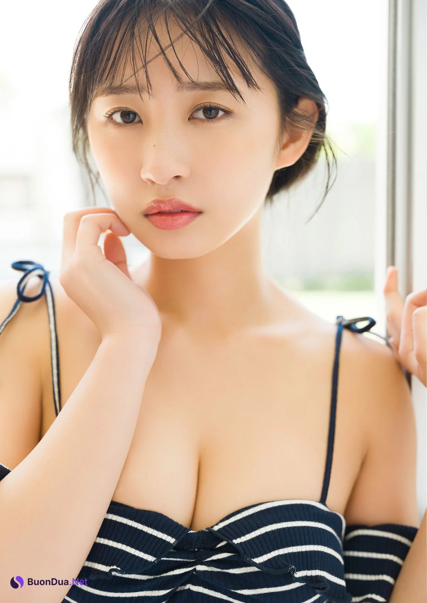 Hinata Matsumoto 松本日向, デジタル限定 YJ Photo Book 「寝ても覚めても…」 Set.03 - Photo 2