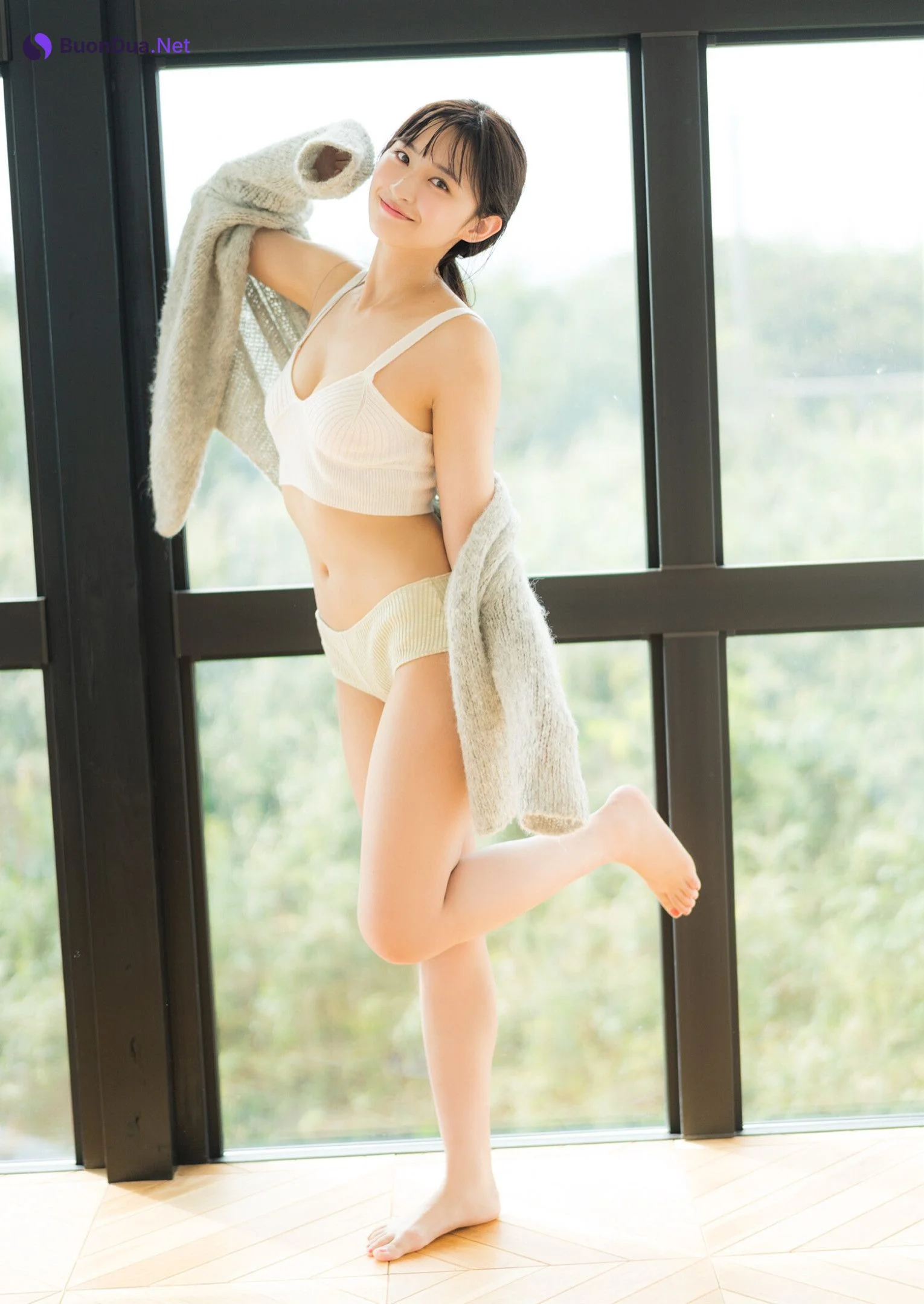 Hinata Matsumoto 松本日向, デジタル限定 YJ Photo Book 「The Dream Goes On」 Set.02 - Photo 2