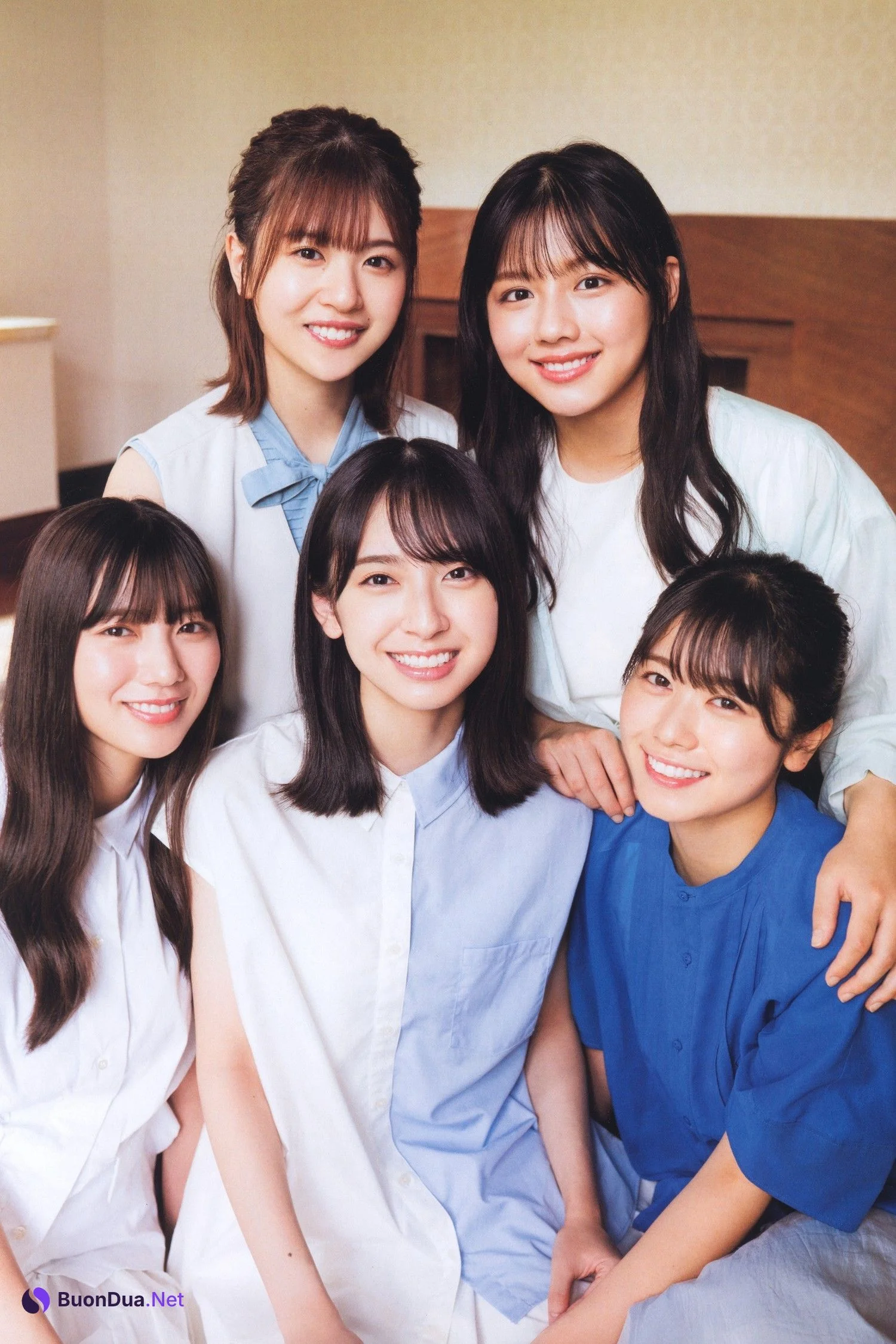 Hinatazaka46 日向坂46, B.L.T. 2021.12 (ビー・エル・ティー 2021年12月号) - Photo 4