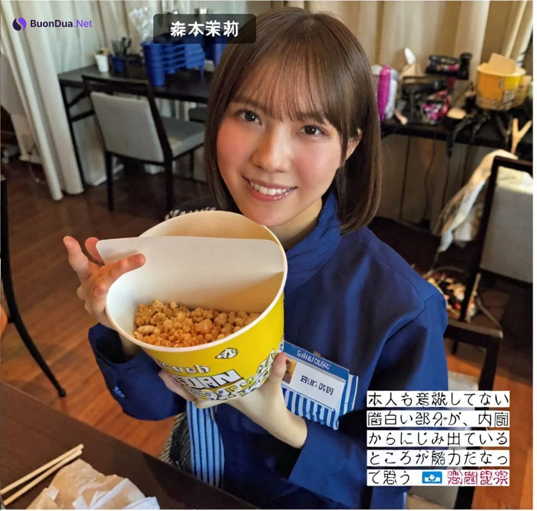 Hinatazaka46 日向坂46, FRIDAY 2024.08.16 (フライデー 2024年8月16日号) - Photo 9