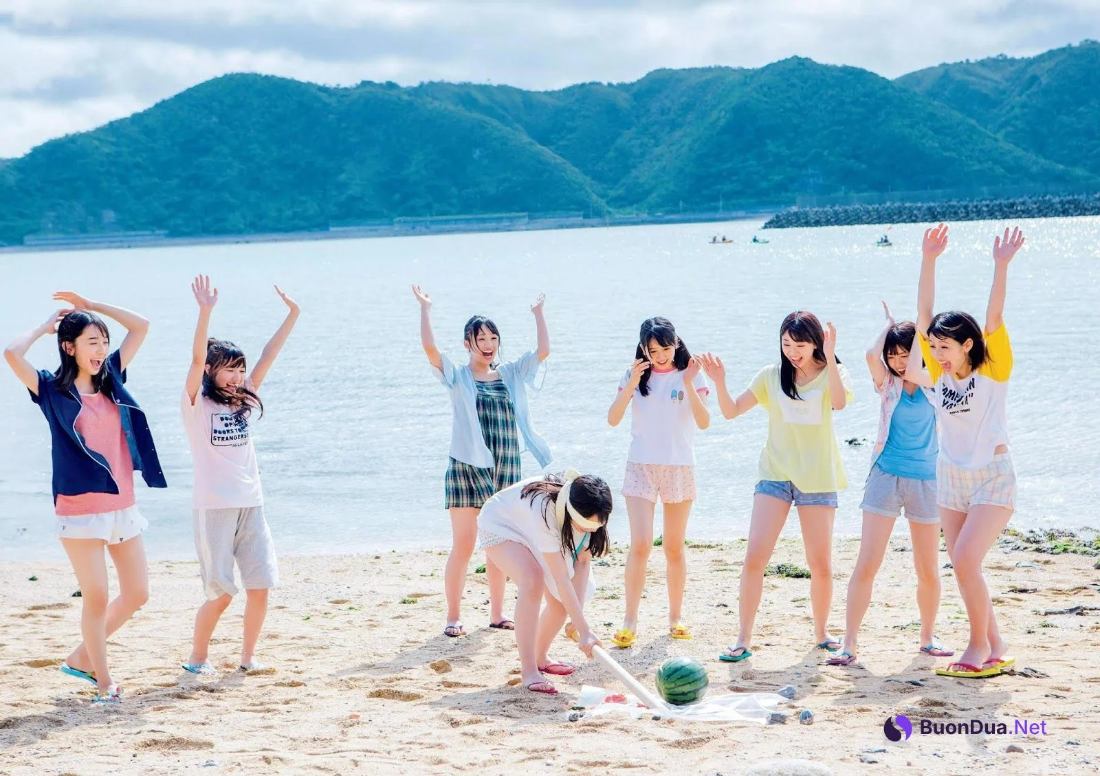 Hinatazaka46 日向坂46, Weekly Playboy 2019 No.33 (週刊プレイボーイ 2019年33号) - Photo 17